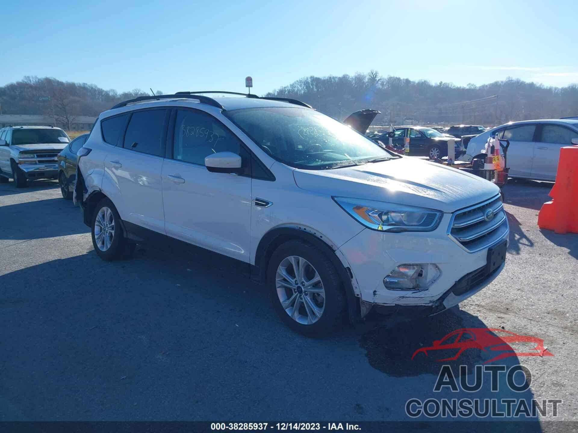 FORD ESCAPE 2018 - 1FMCU9HD2JUB20238