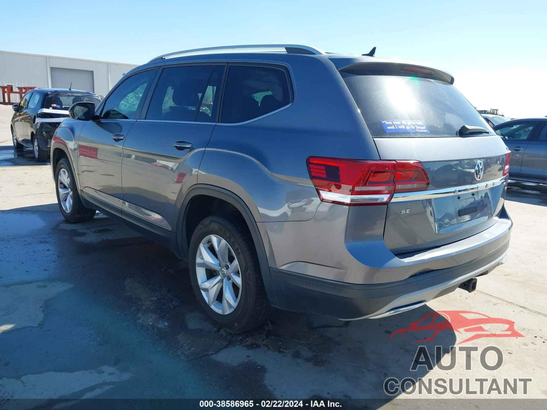 VOLKSWAGEN ATLAS 2018 - 1V2DR2CA0JC533388