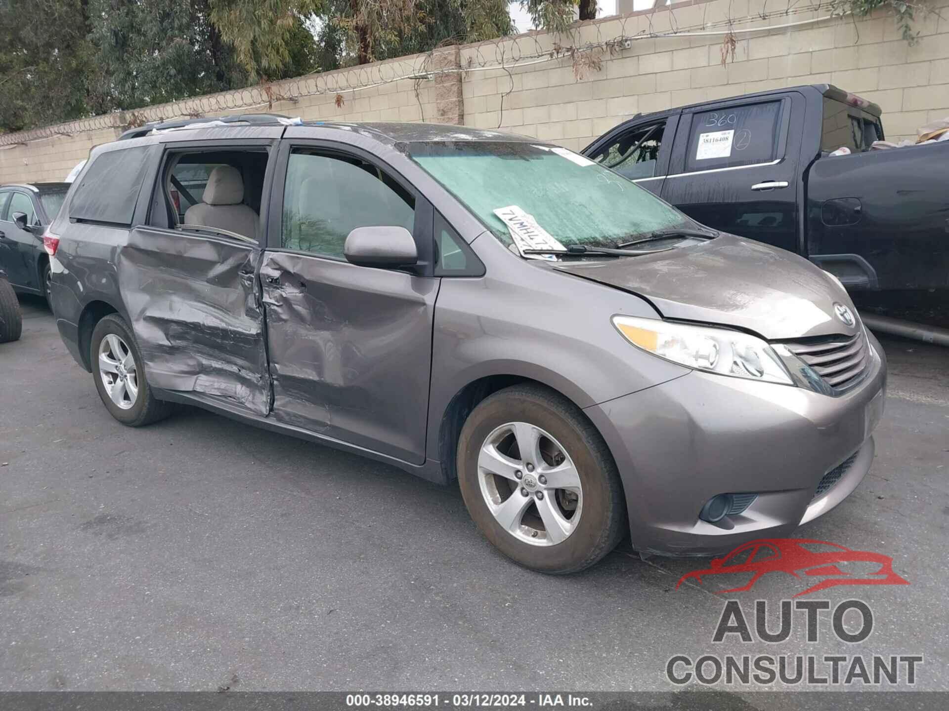 TOYOTA SIENNA 2017 - 5TDKZ3DC0HS789456