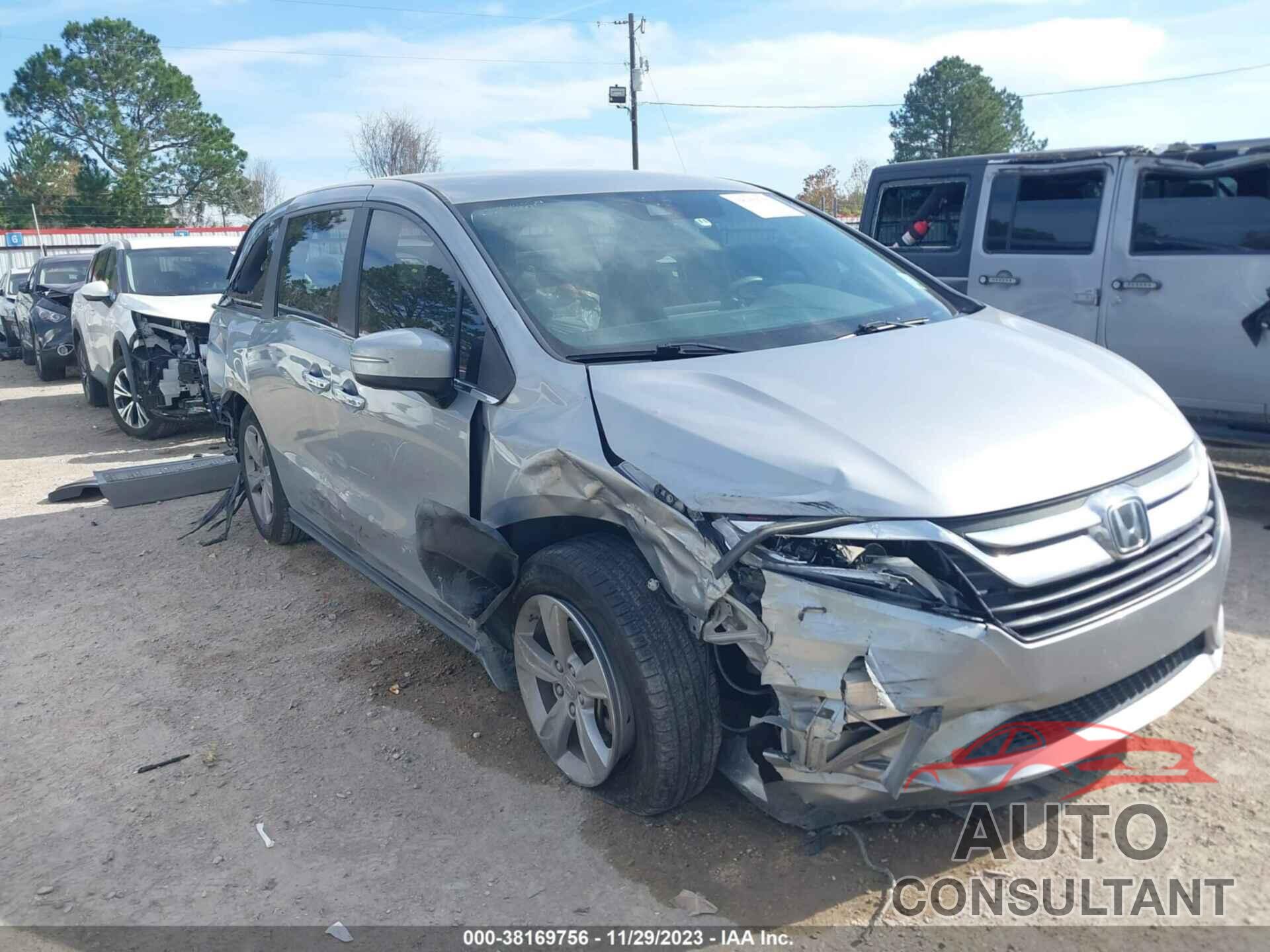 HONDA ODYSSEY 2018 - 5FNRL6H55JB083641