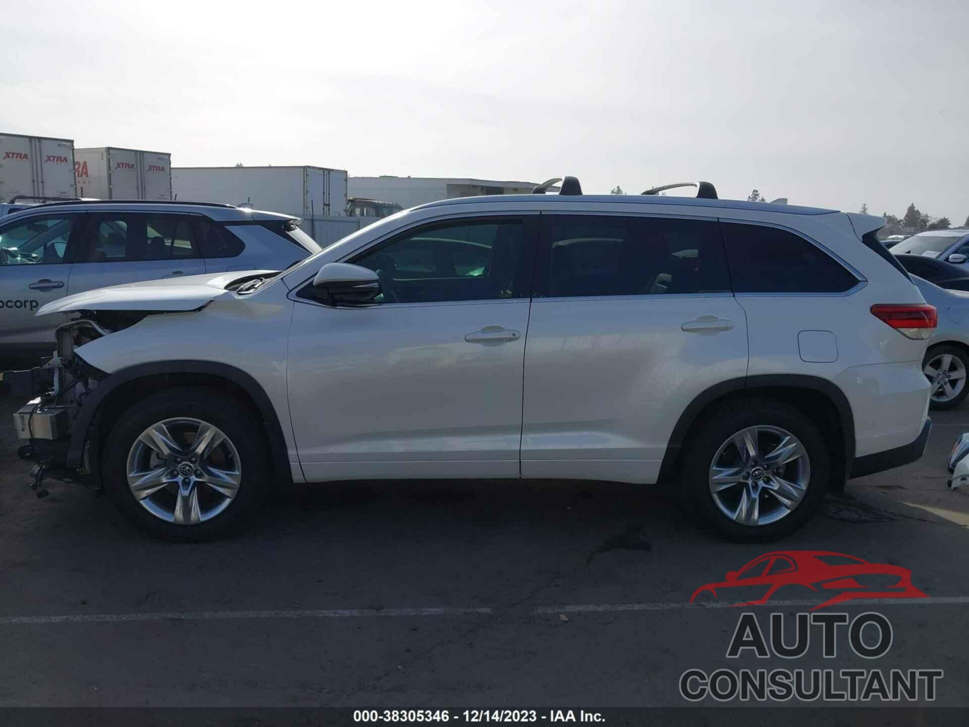 TOYOTA HIGHLANDER 2018 - 5TDDZRFH8JS805641