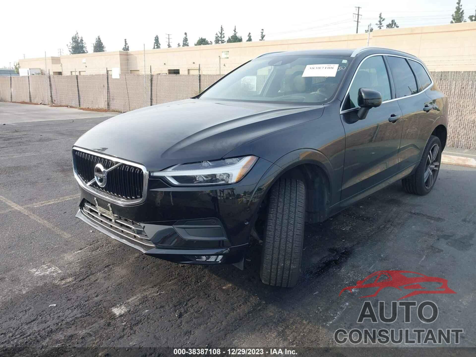 VOLVO XC60 2018 - YV4A22RK8J1059806