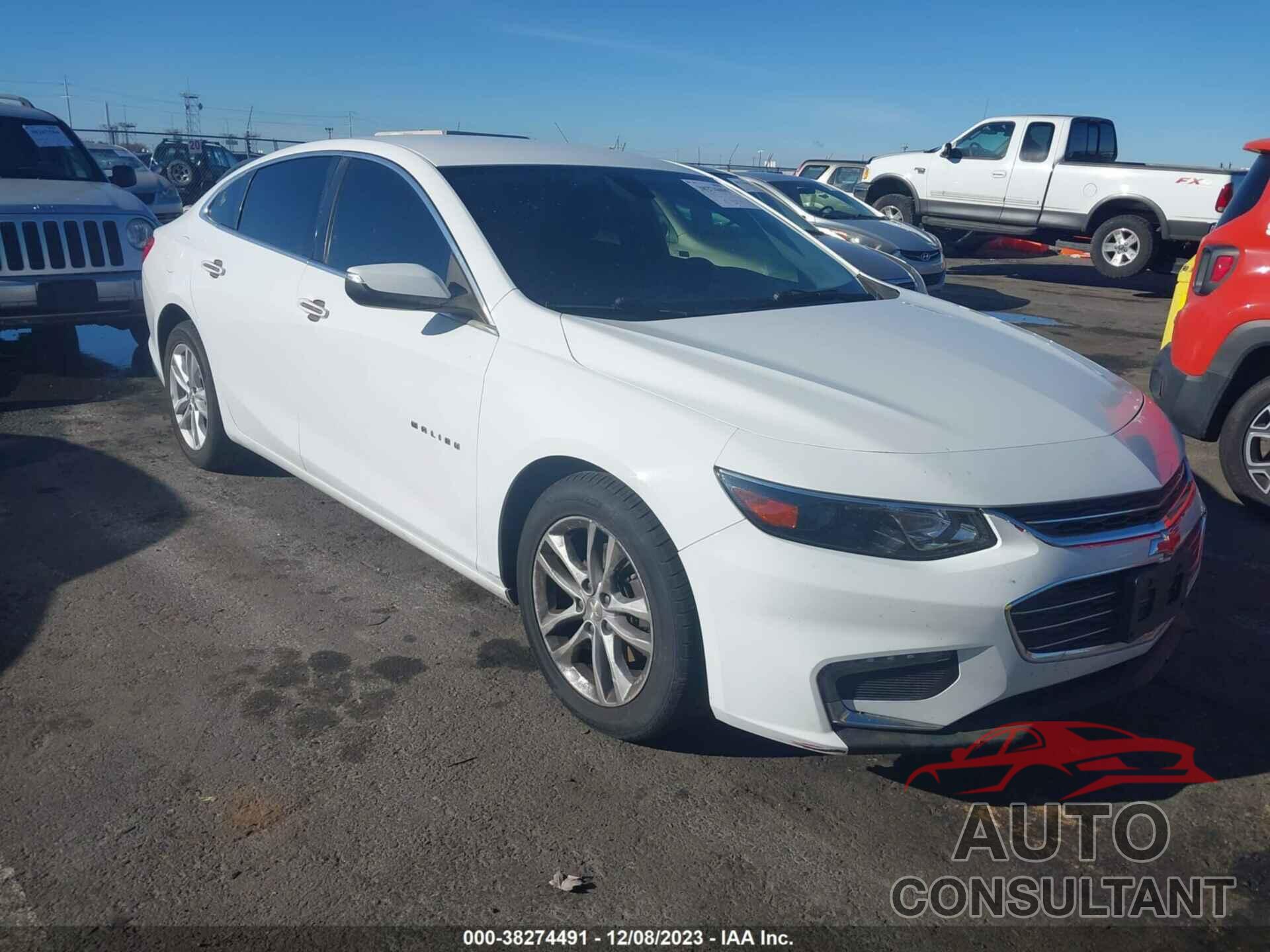 CHEVROLET MALIBU 2017 - 1G1ZE5ST6HF172872