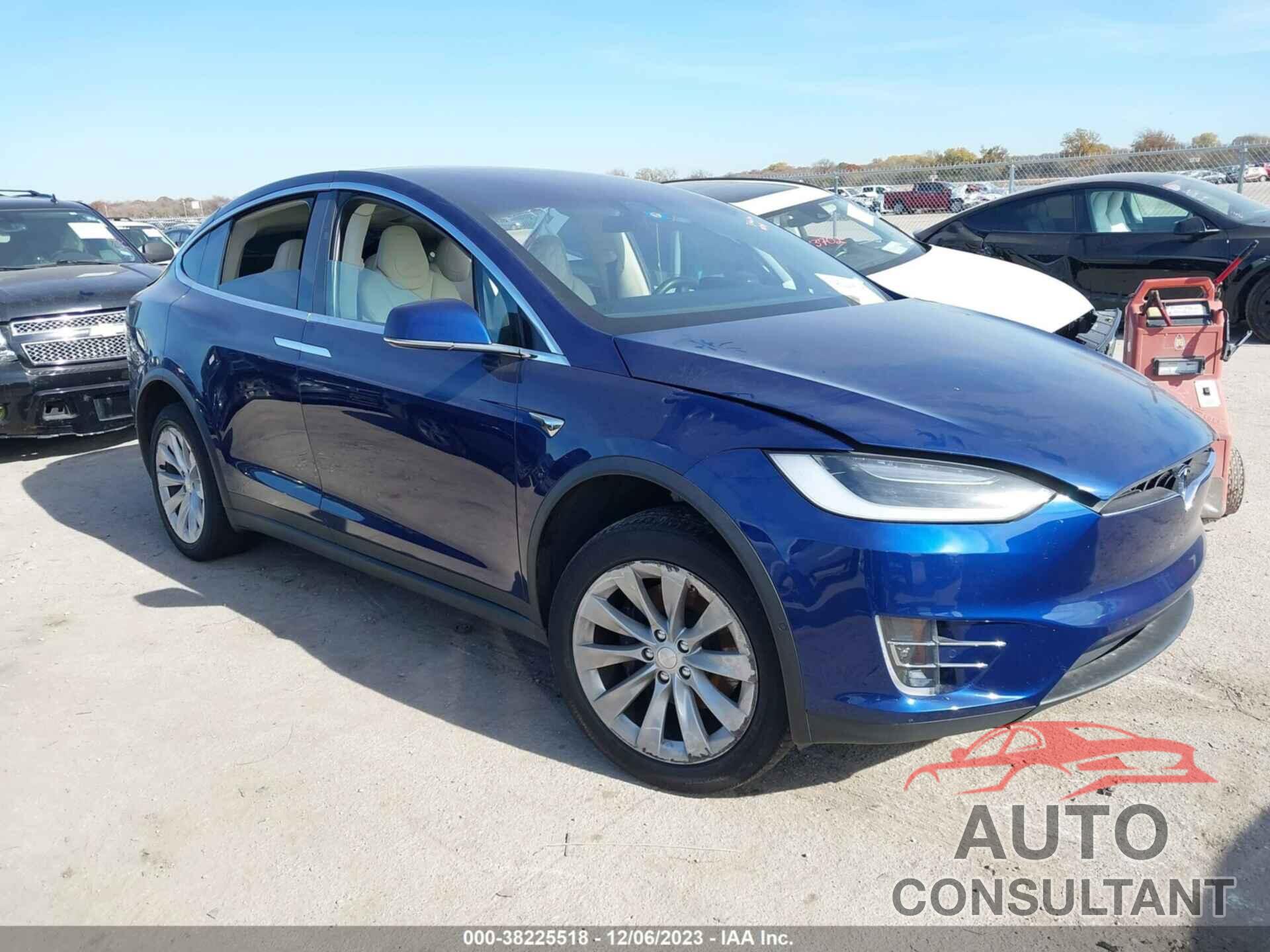 TESLA MODEL X 2018 - 5YJXCDE29JF138467