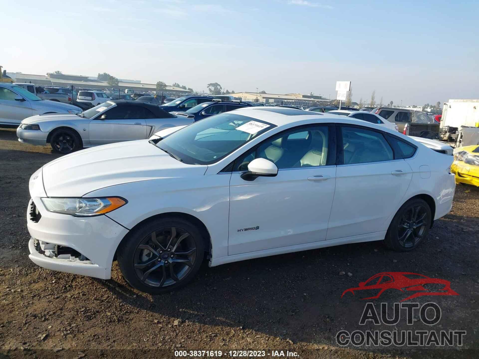 FORD FUSION HYBRID 2018 - 3FA6P0LU0JR225904