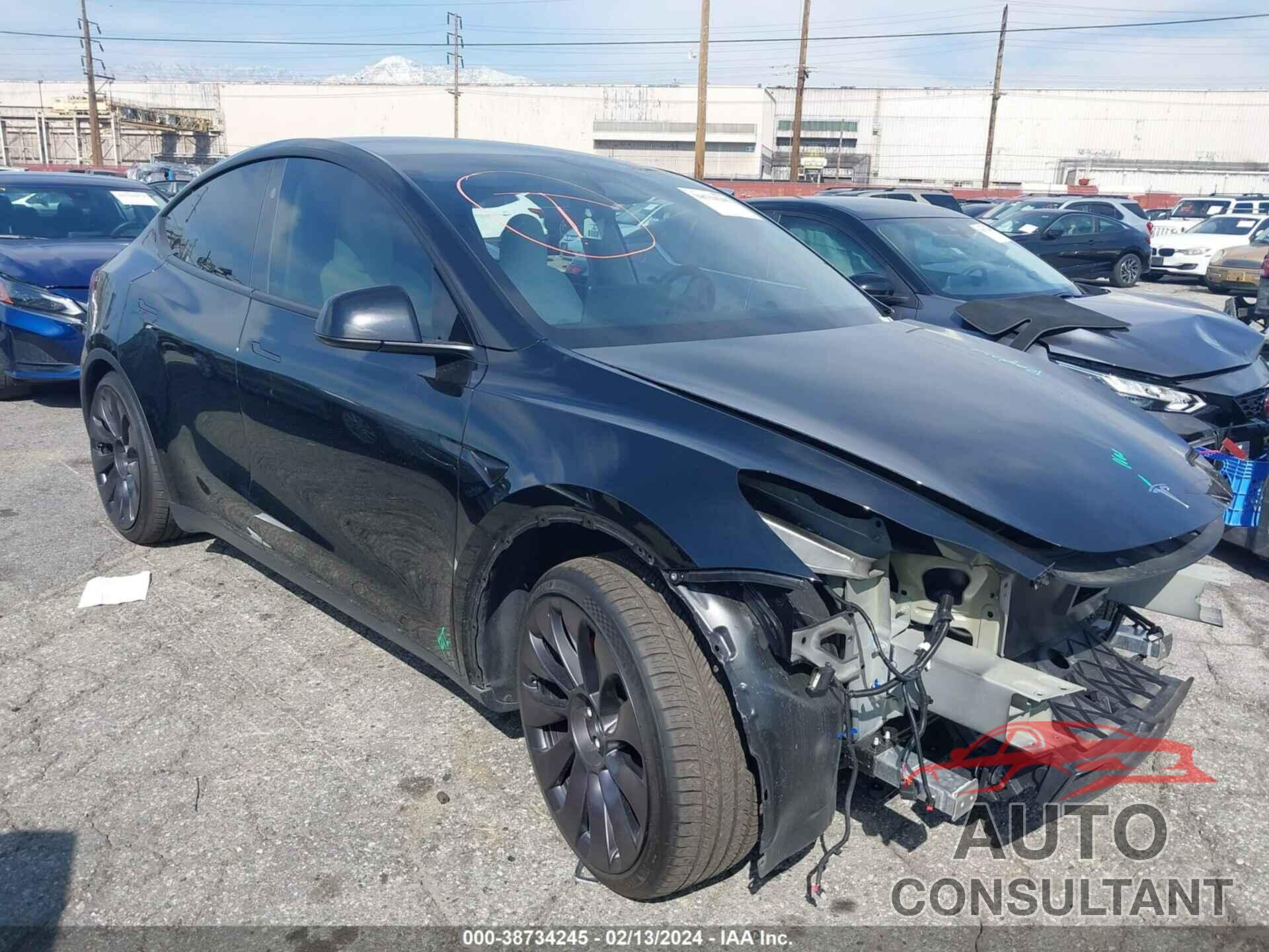 TESLA MODEL Y 2023 - 7SAYGDEF2PF883603