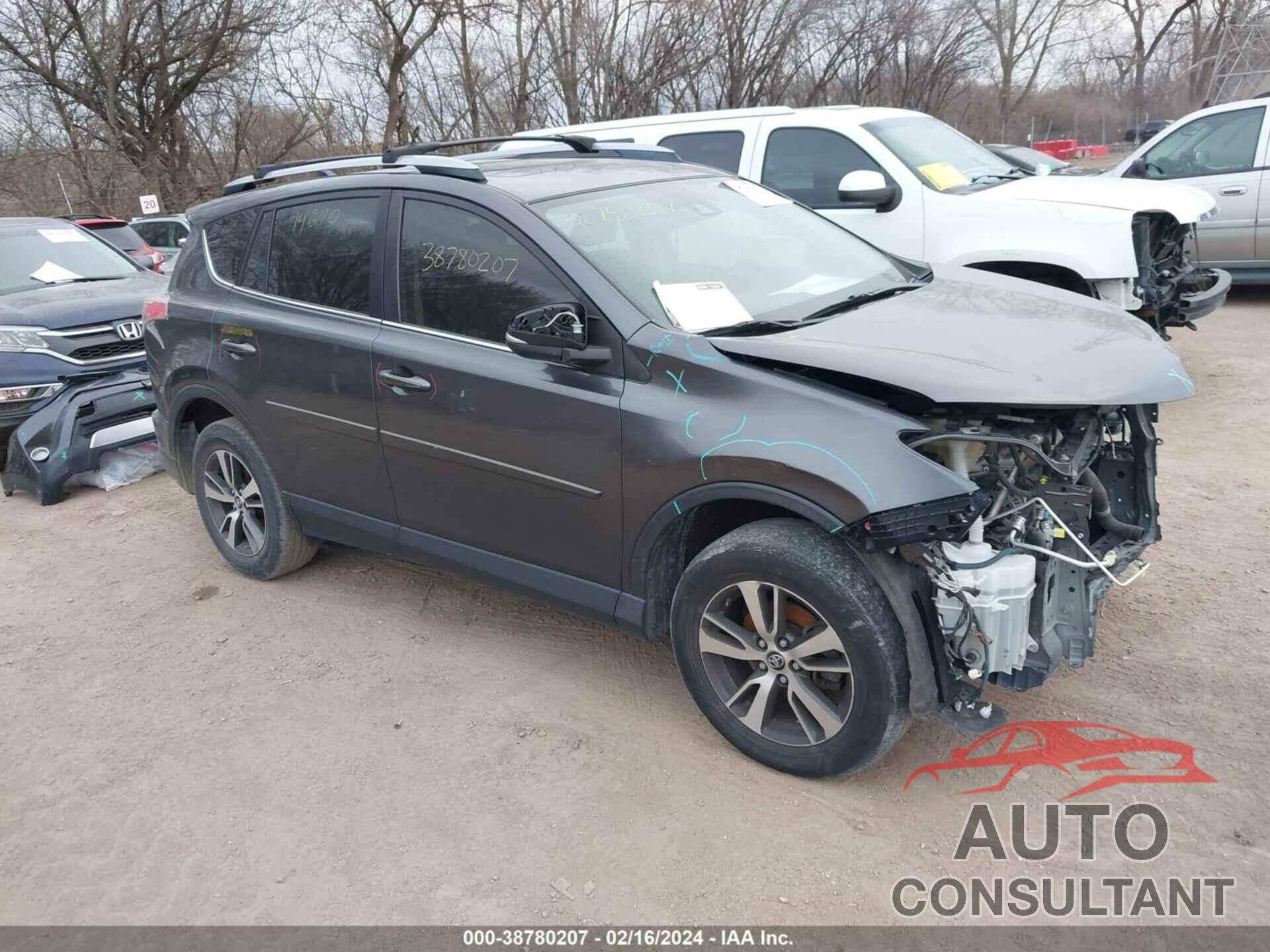 TOYOTA RAV4 2017 - JTMWFREV1HJ146110