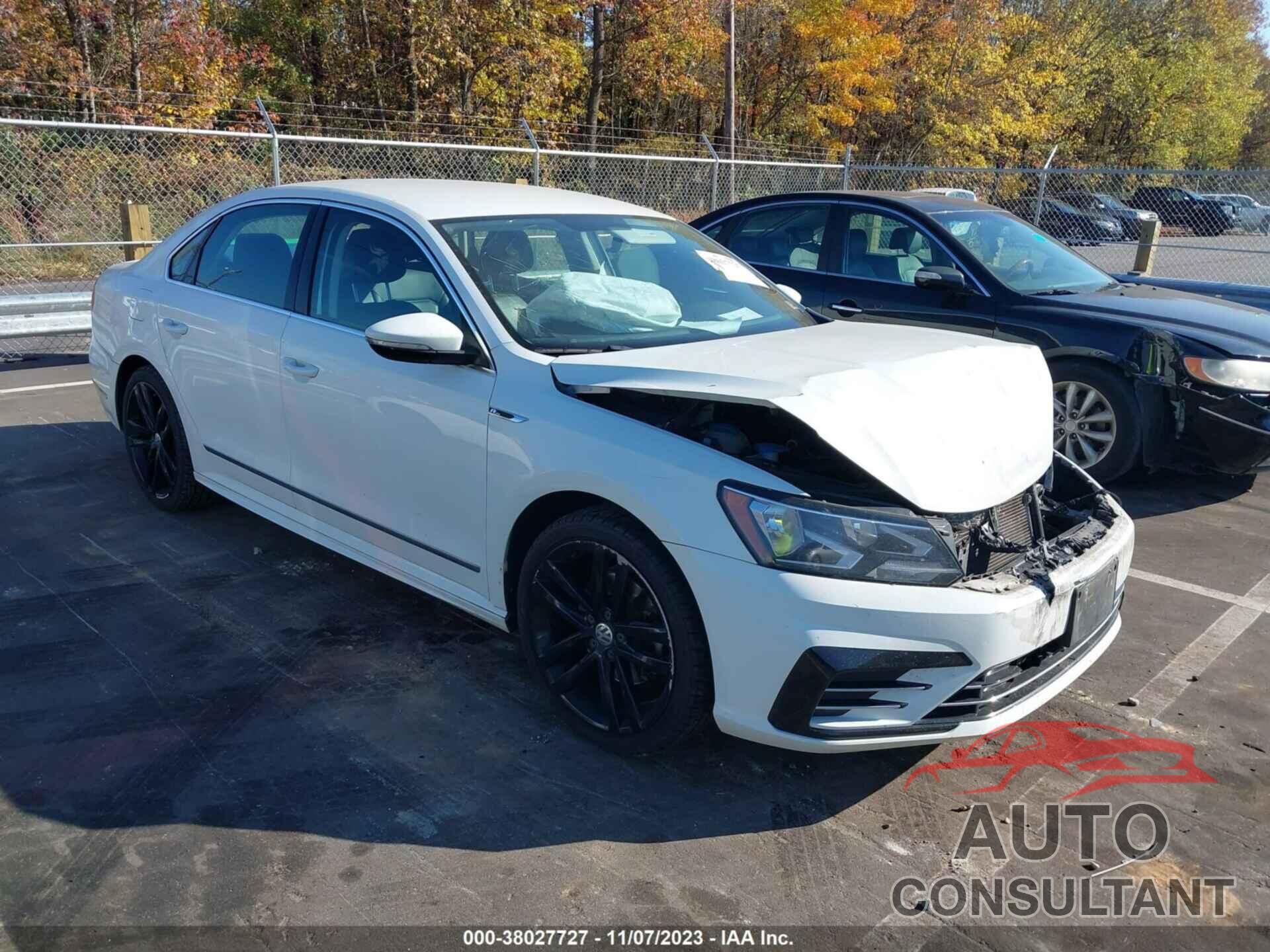 VOLKSWAGEN PASSAT 2017 - 1VWDT7A37HC066482