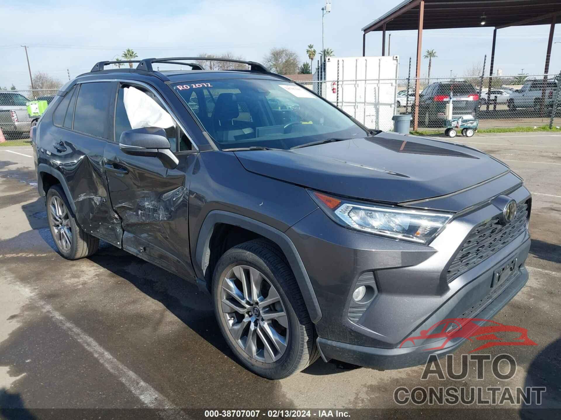 TOYOTA RAV4 2019 - 2T3C1RFV2KW022534