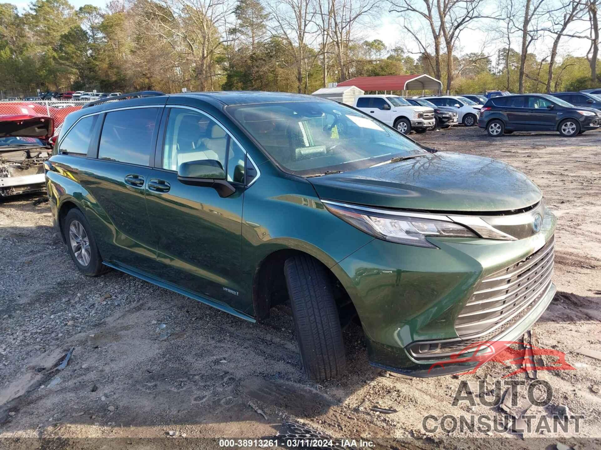 TOYOTA SIENNA 2021 - 5TDKRKEC3MS013809