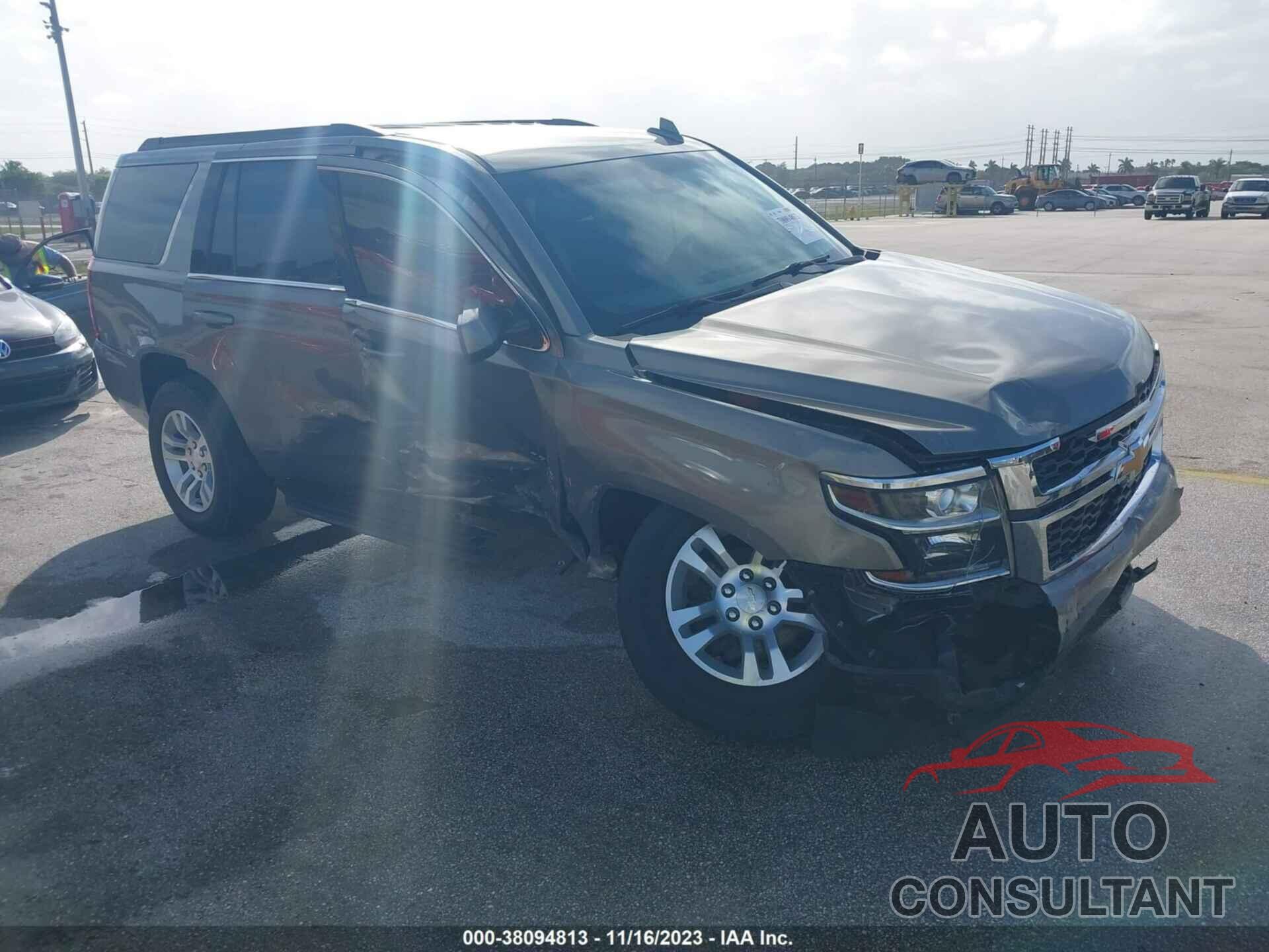 CHEVROLET TAHOE 2019 - 1GNSCBKC0KR379395