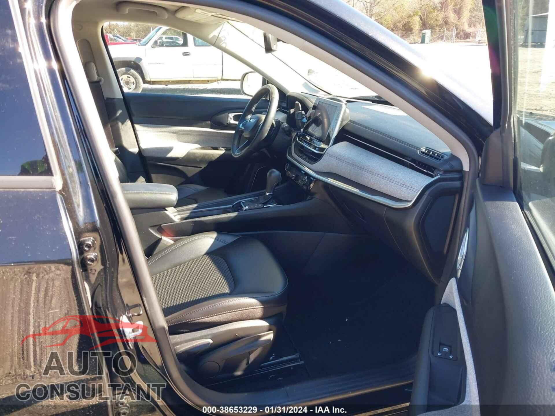 JEEP COMPASS 2022 - 3C4NJCBB5NT138520