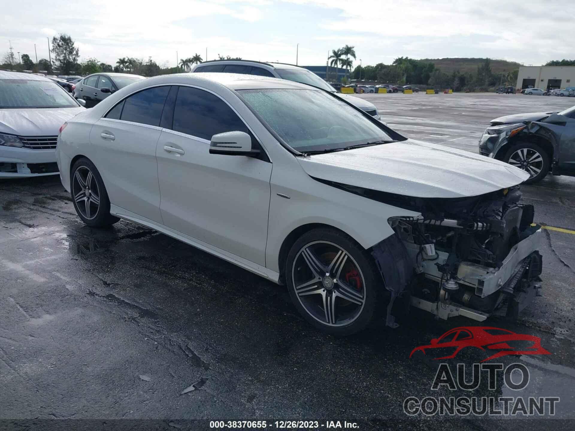 MERCEDES-BENZ CLA 2016 - WDDSJ4EB9GN393765