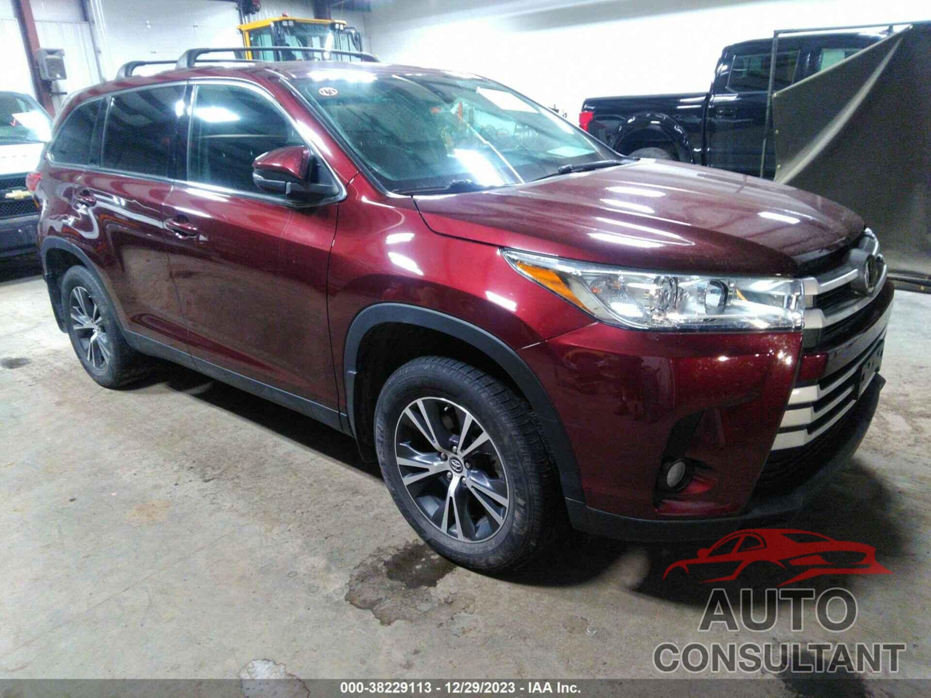 TOYOTA HIGHLANDER 2019 - 5TDBZRFH9KS951992