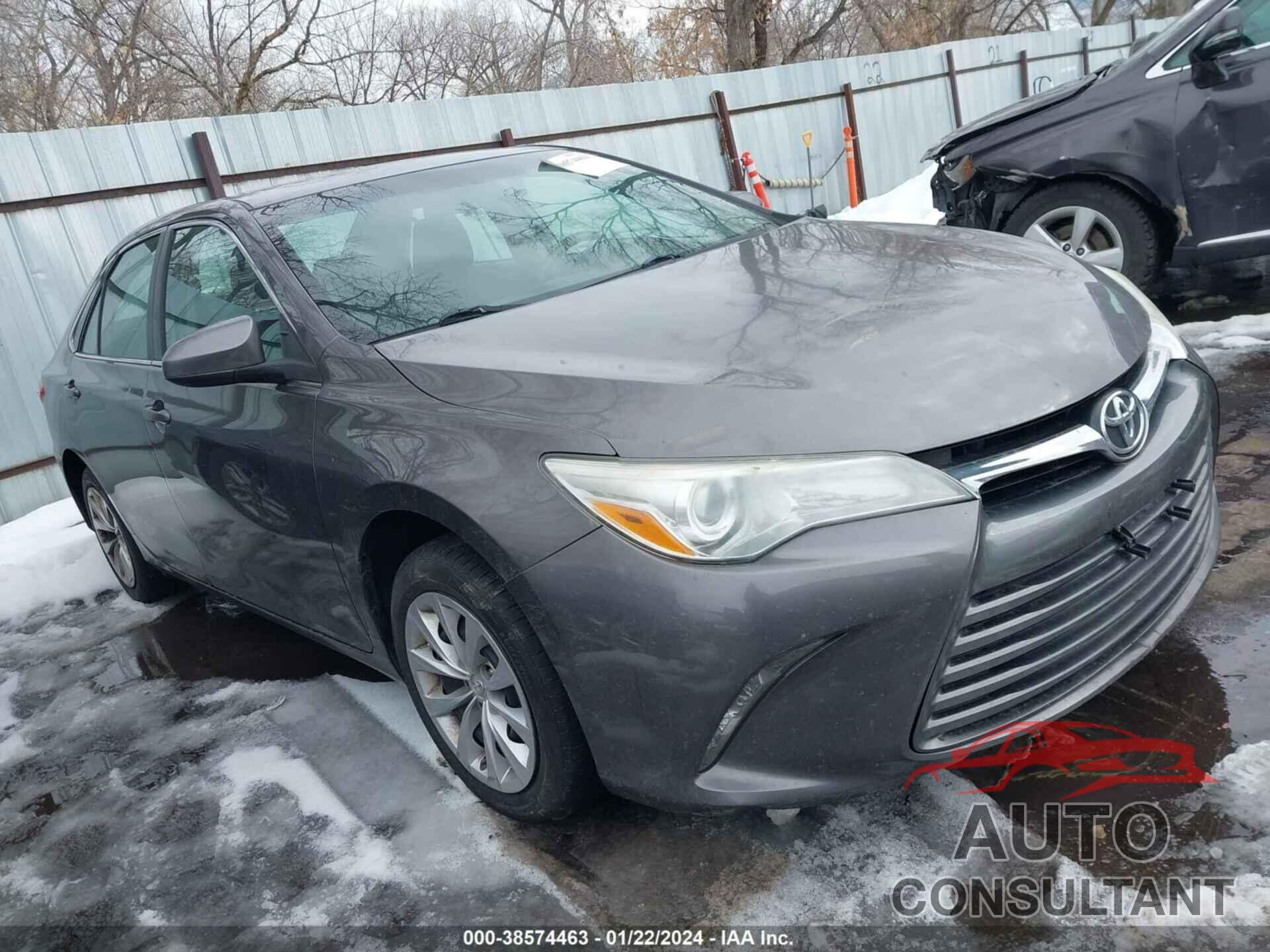 TOYOTA CAMRY 2016 - 4T4BF1FK9GR553840