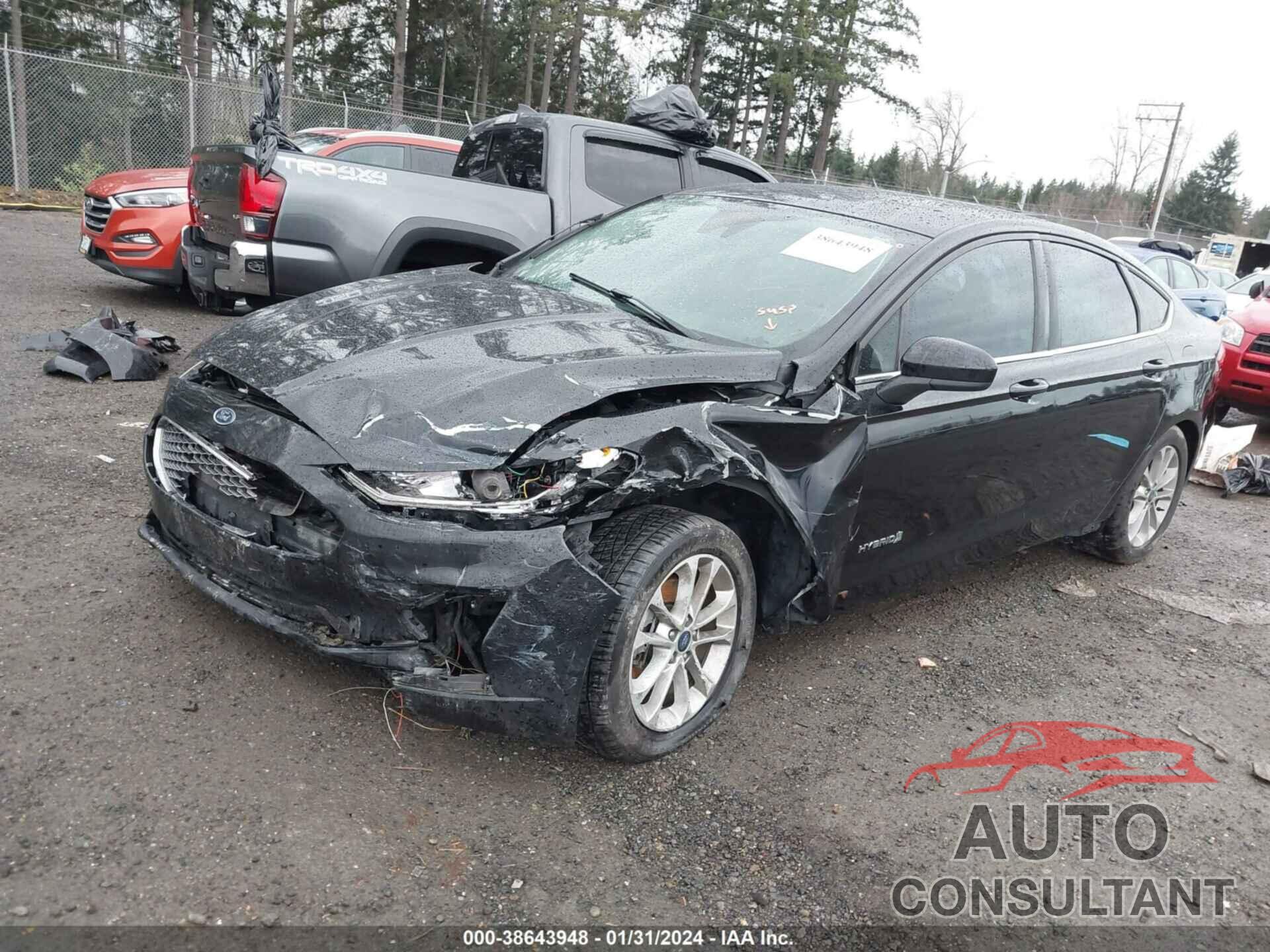 FORD FUSION HYBRID 2019 - 3FA6P0LU1KR180666