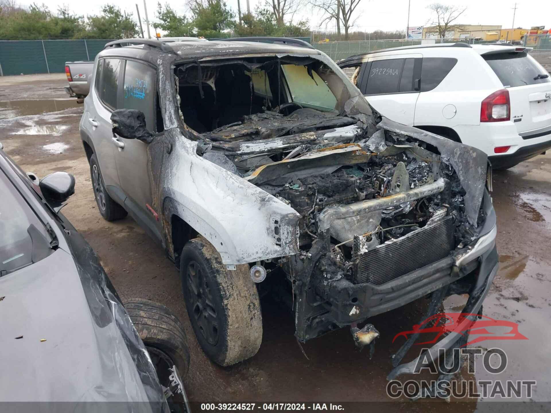 JEEP RENEGADE 2016 - ZACCJBCT2GPD07900