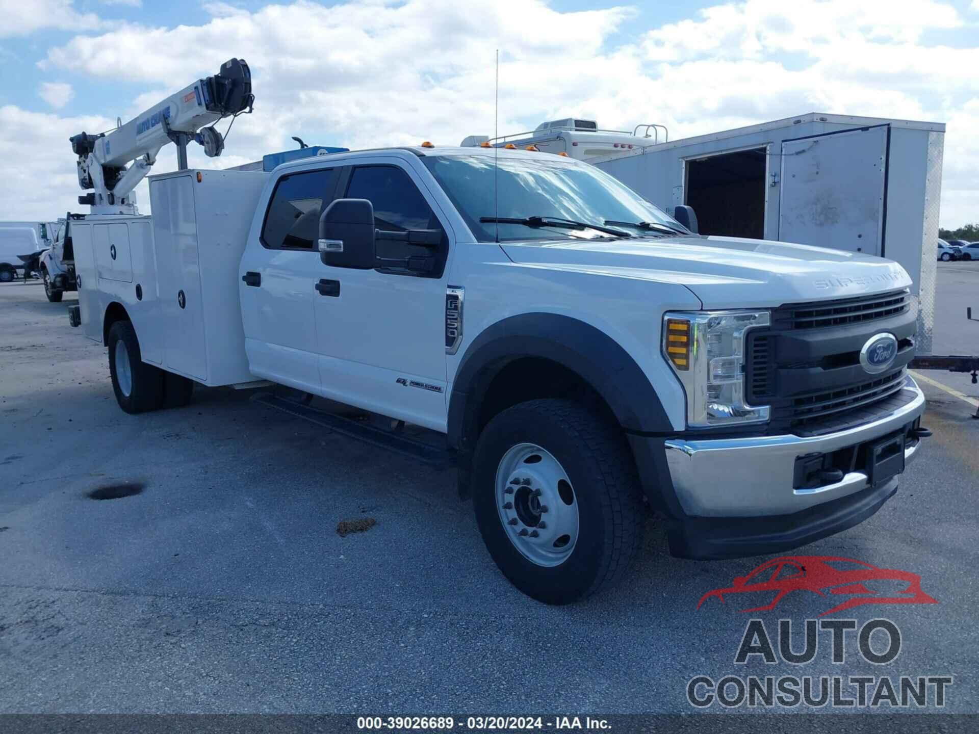 FORD F-550 CHASSIS 2019 - 1FD0W5HT9KEG04822