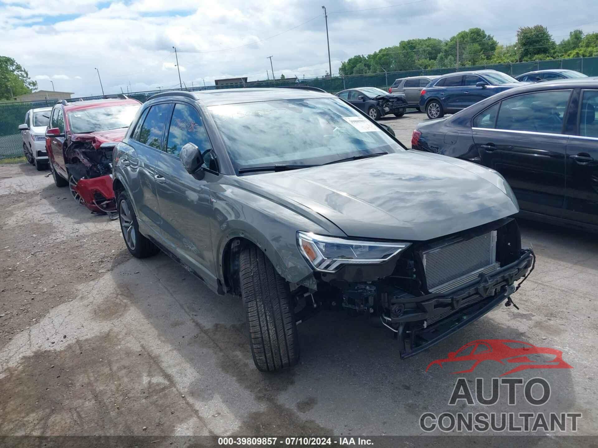 AUDI Q3 2024 - WA1EECF30R1074689