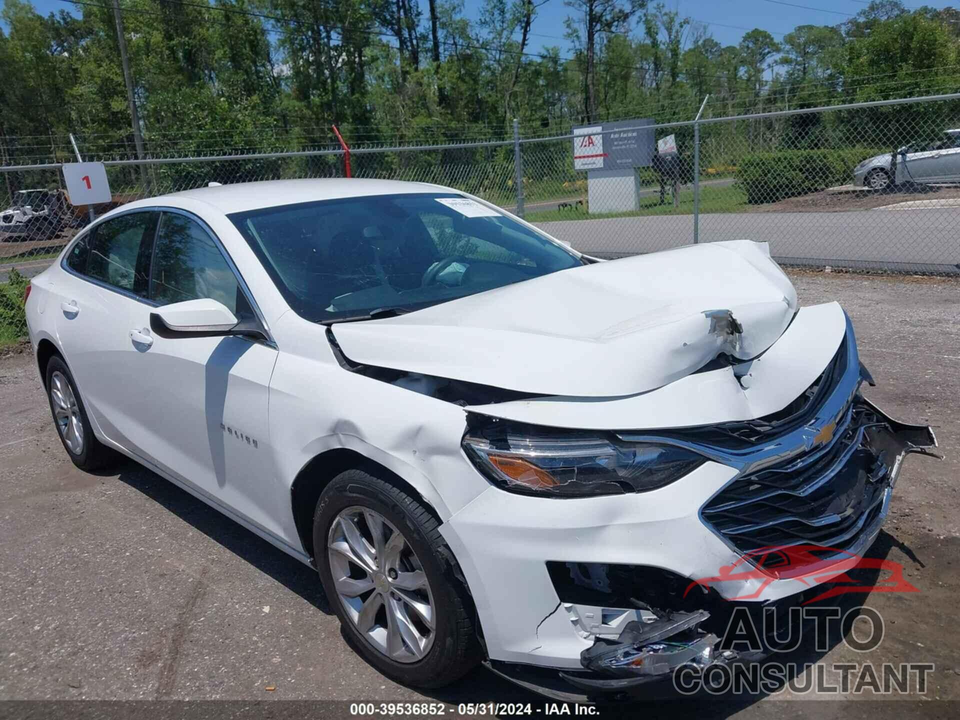 CHEVROLET MALIBU 2020 - 1G1ZD5STXLF061172