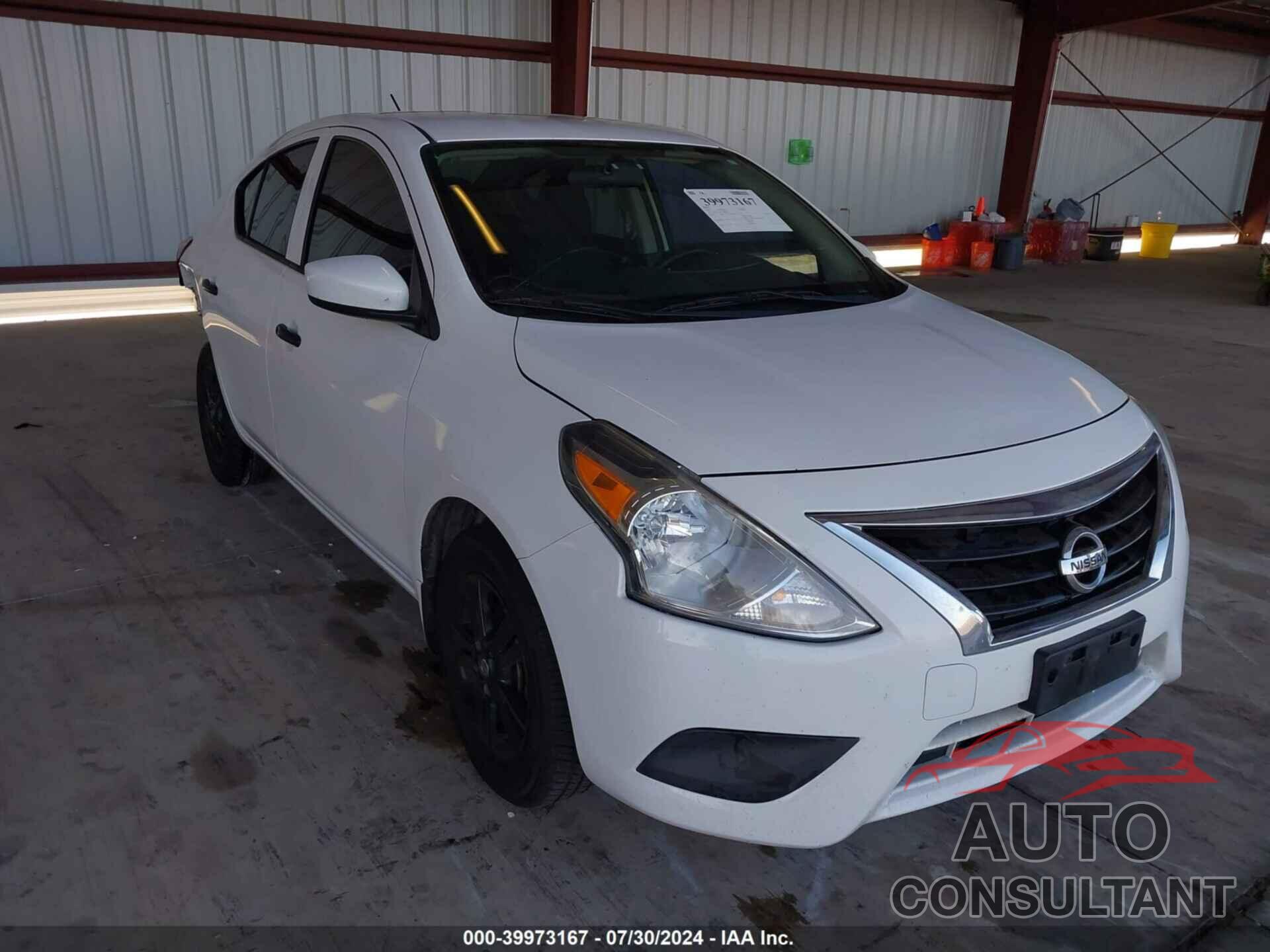 NISSAN VERSA 2019 - 3N1CN7AP0KL806660