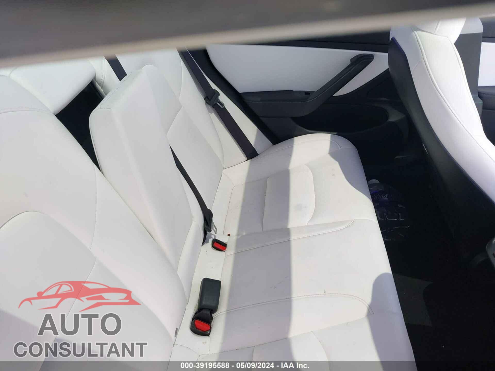 TESLA MODEL 3 2019 - 5YJ3E1EA7KF323777