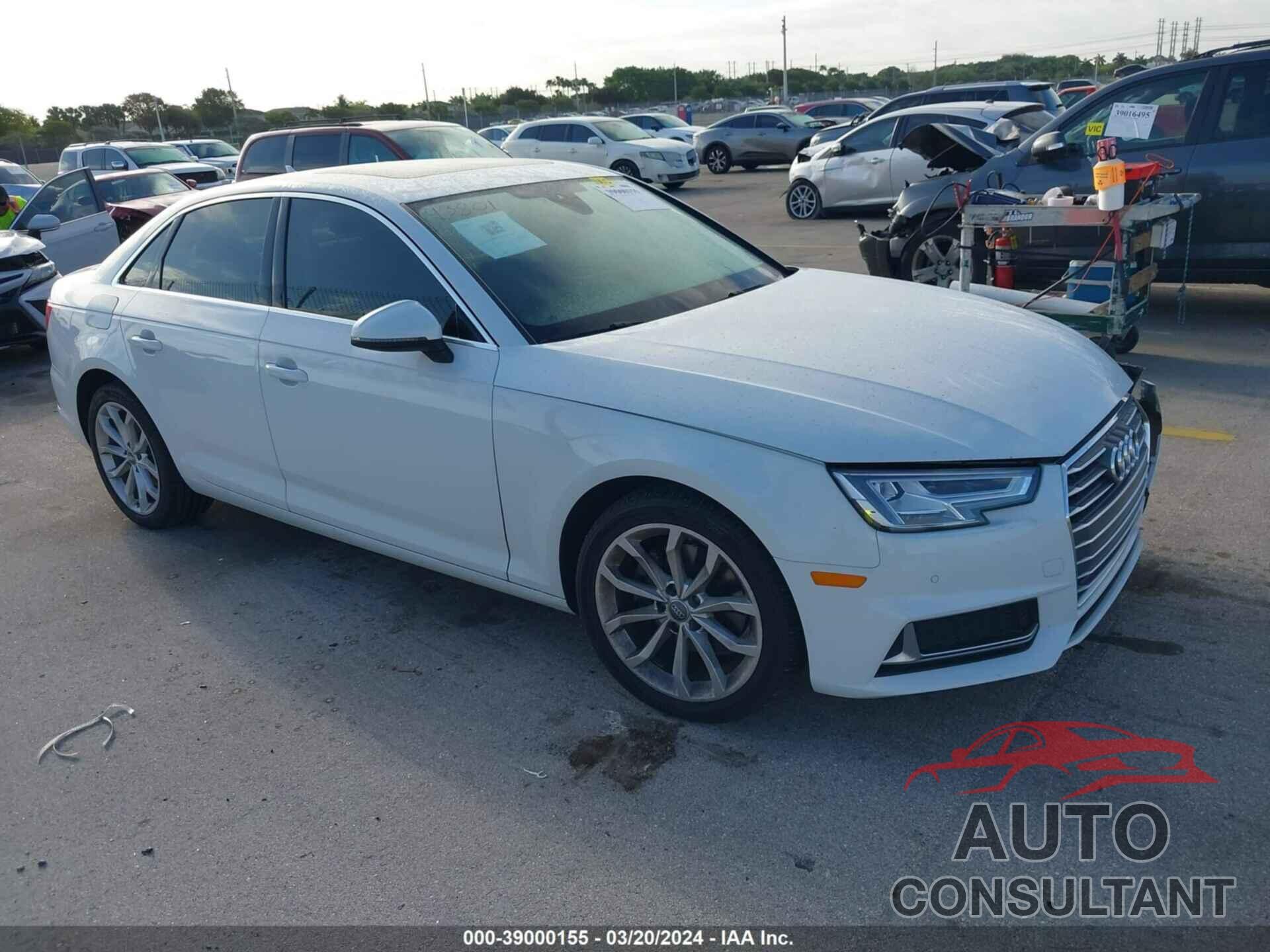 AUDI A4 2019 - WAUHMAF47KN004363