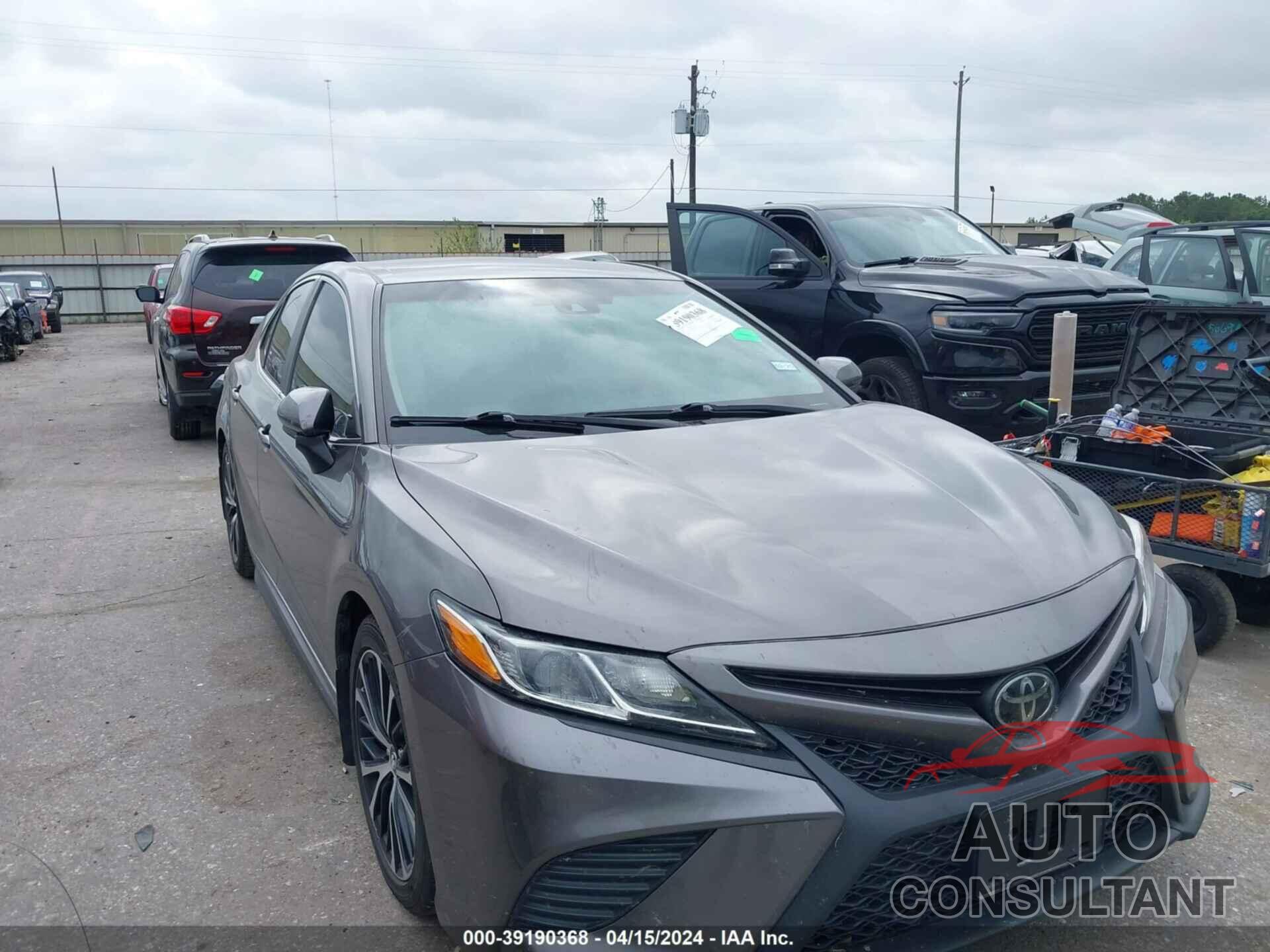 TOYOTA CAMRY 2020 - 4T1G11AK5LU902654
