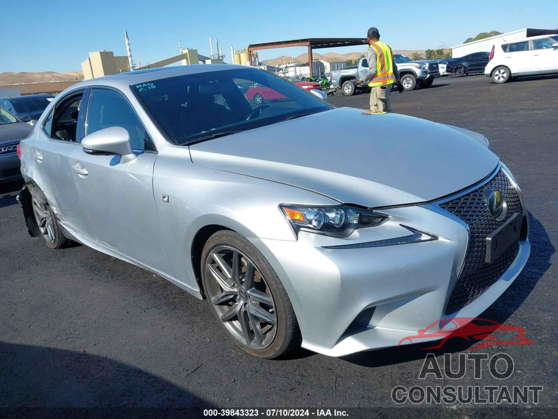 LEXUS IS 350 2016 - JTHBE1D21G5027618