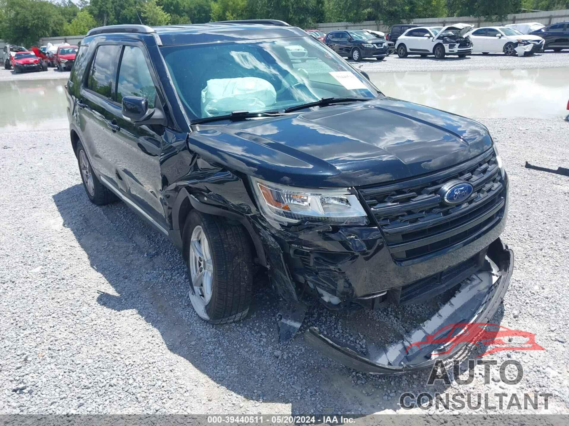 FORD EXPLORER 2018 - 1FM5K7D8XJGA30426