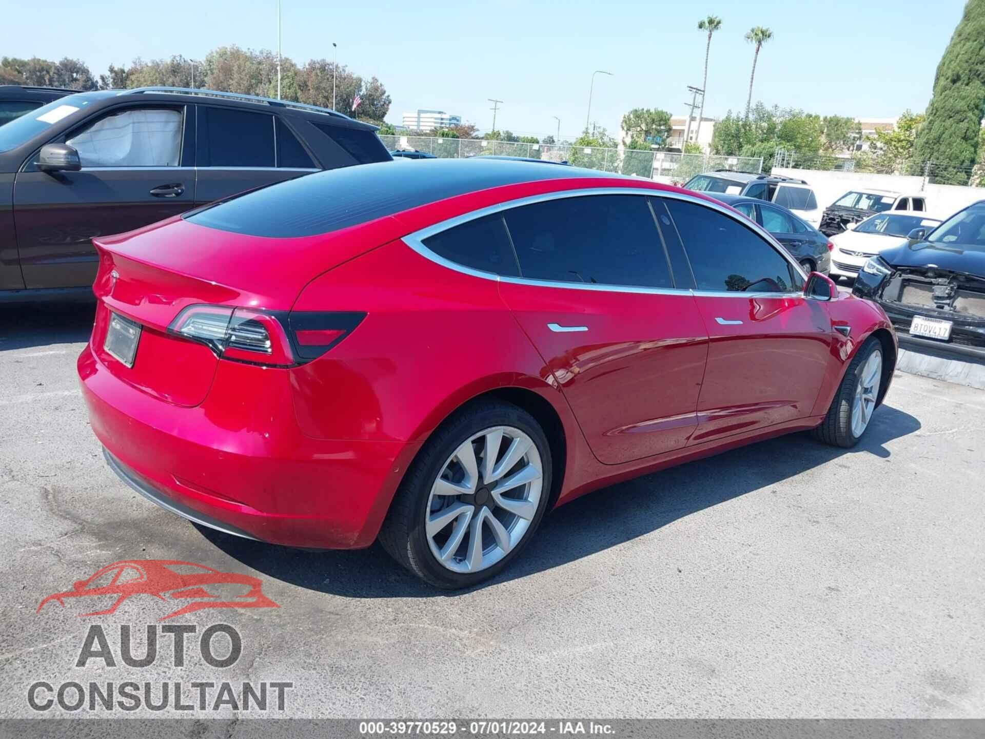 TESLA MODEL 3 2019 - 5YJ3E1EA5KF527798