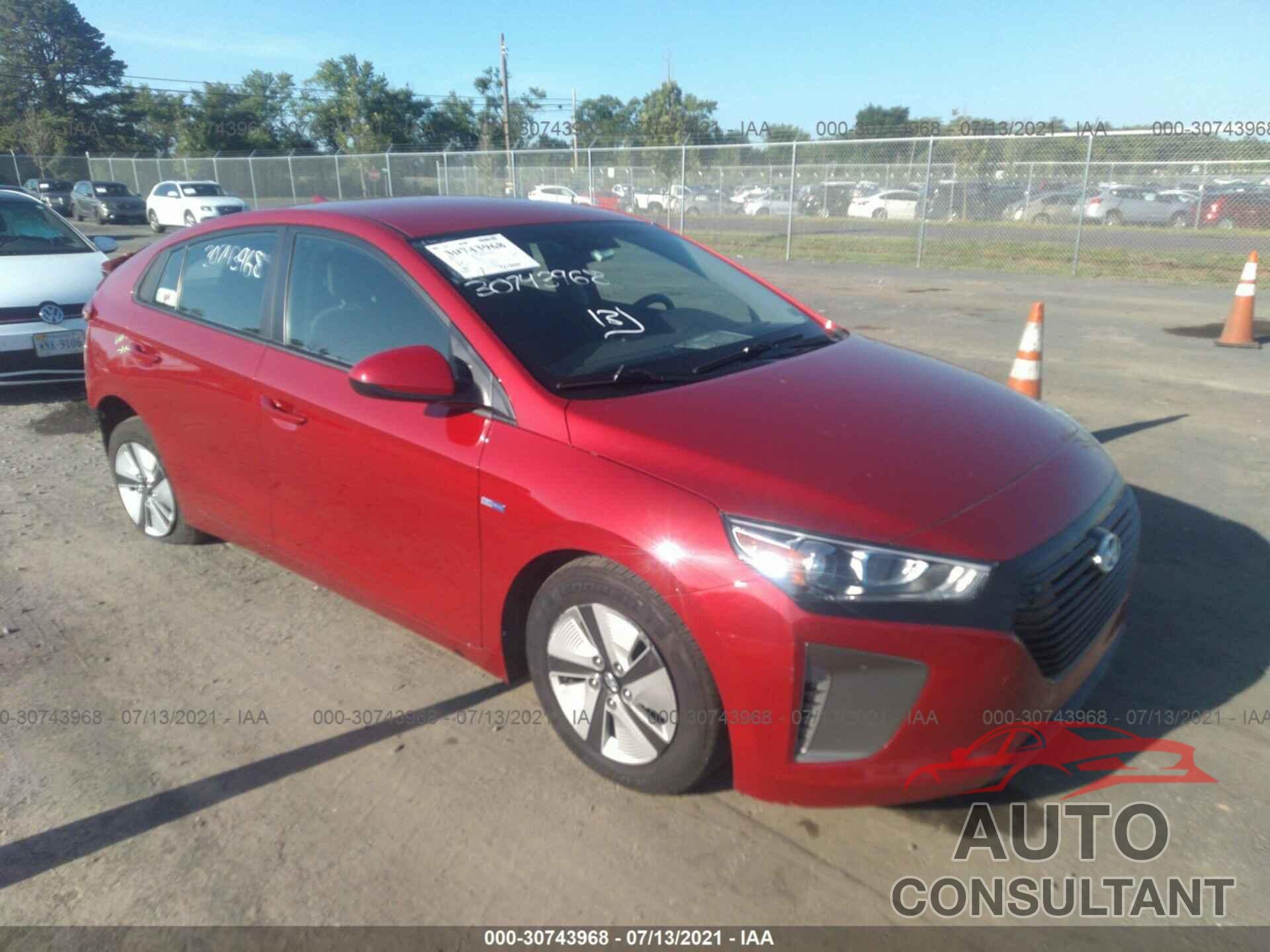 HYUNDAI IONIQ HYBRID 2019 - KMHC65LC4KU174739