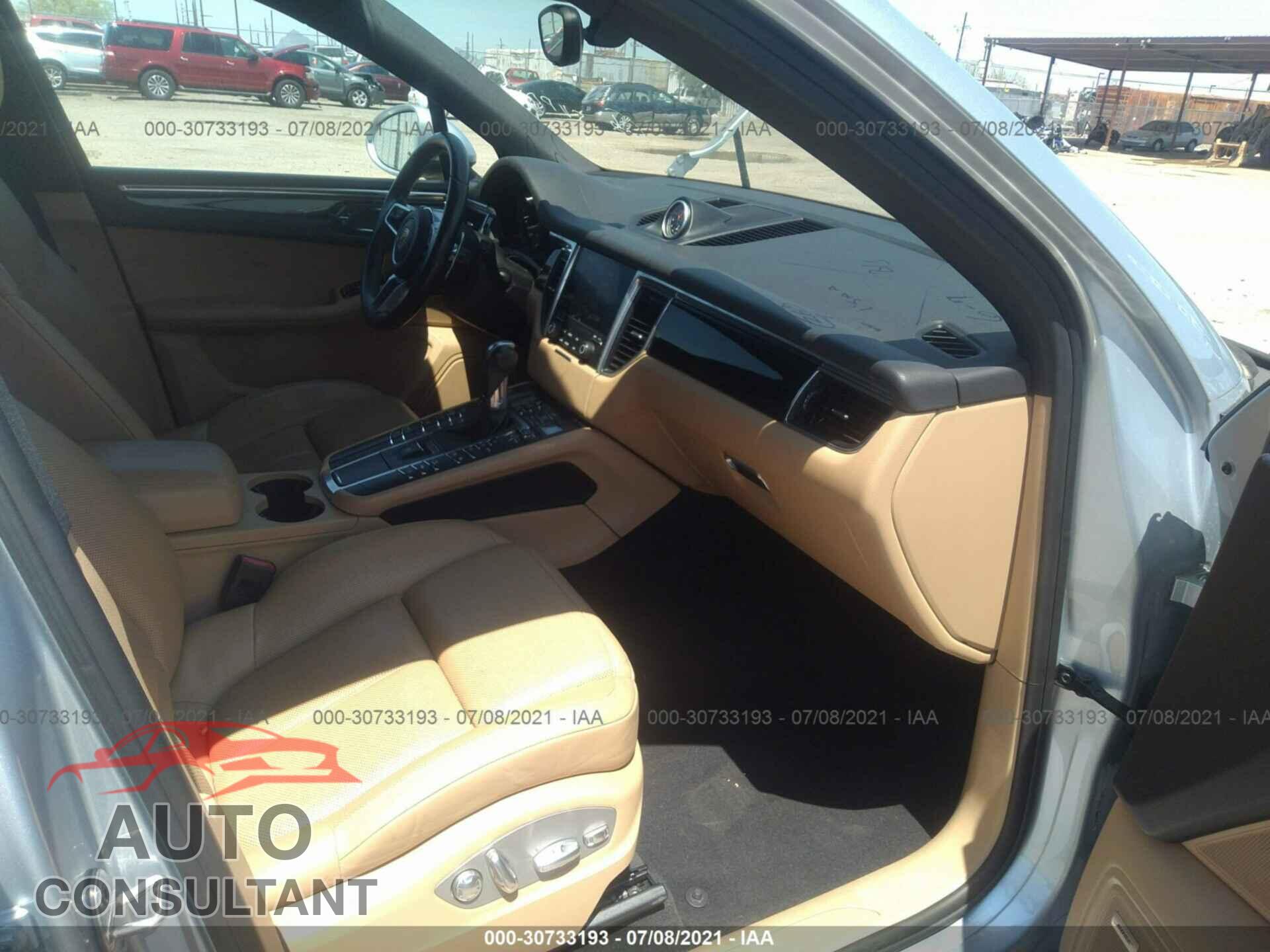 PORSCHE MACAN 2017 - WP1AA2A55HLB02796