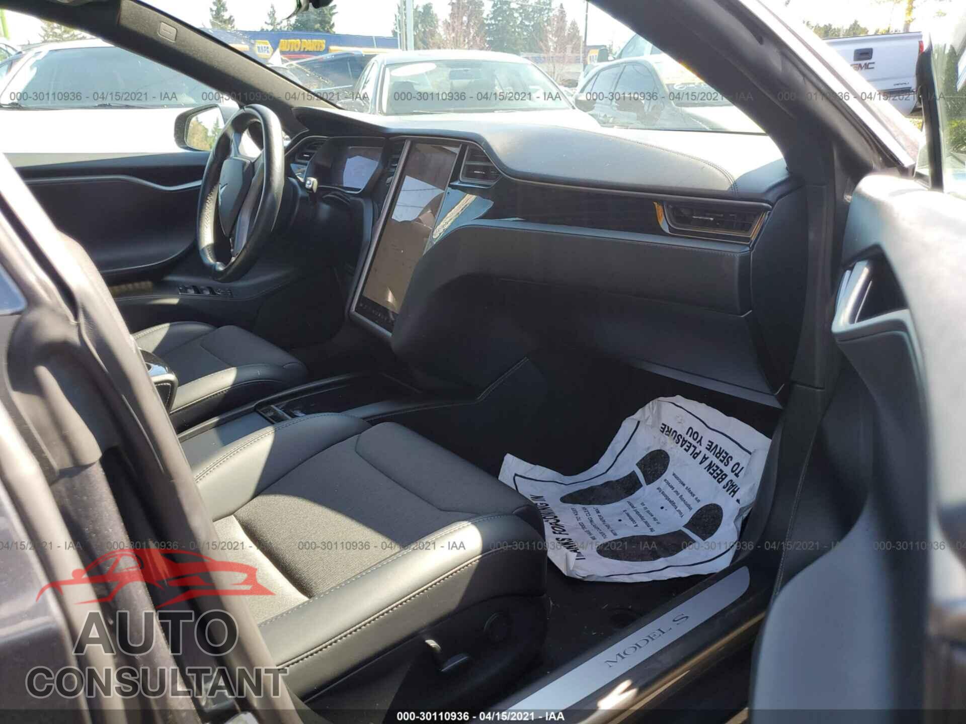 TESLA MODEL S 2018 - 5YJSA1E21JF281668