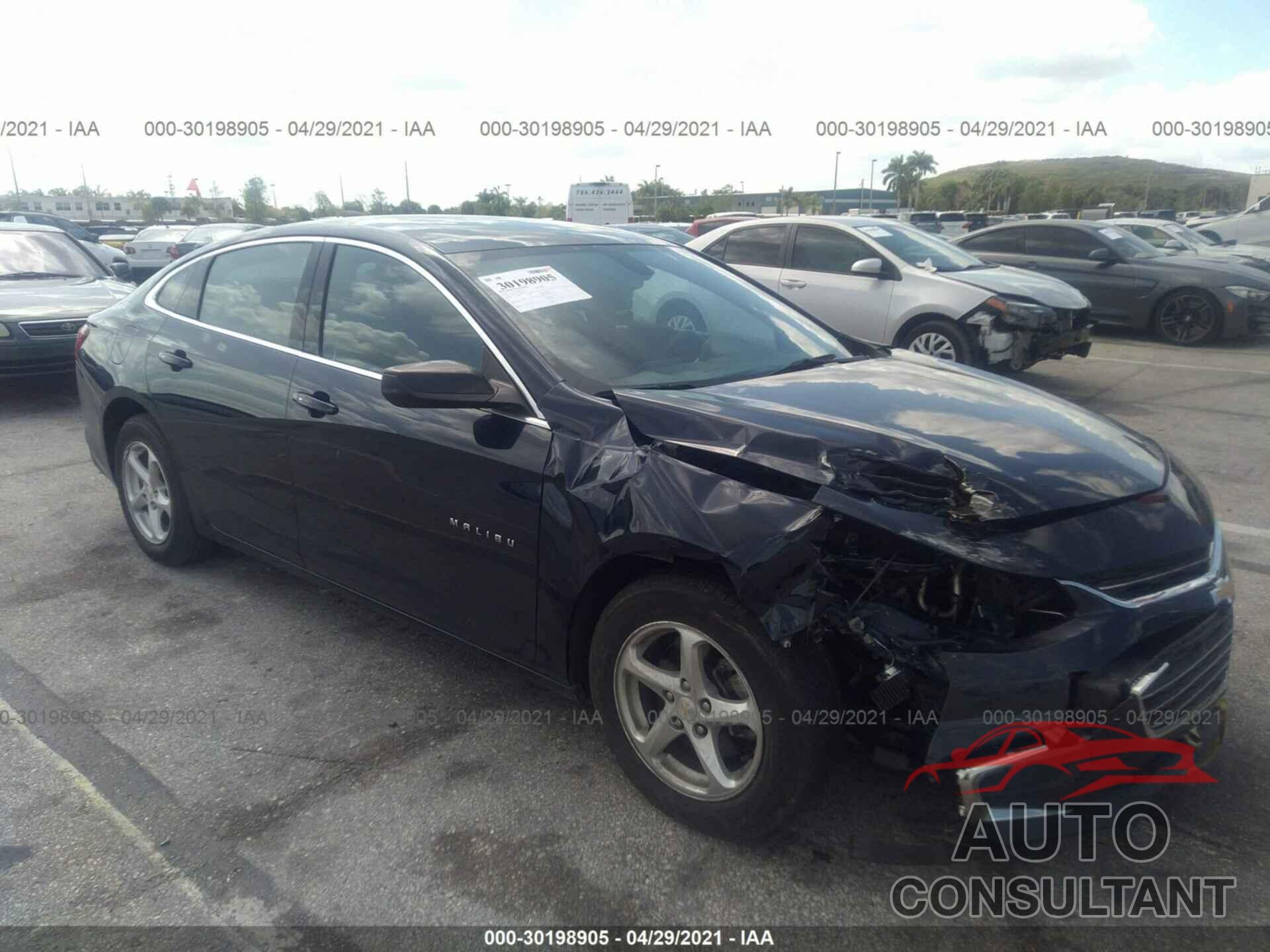 CHEVROLET MALIBU 2018 - 1G1ZB5ST5JF158685
