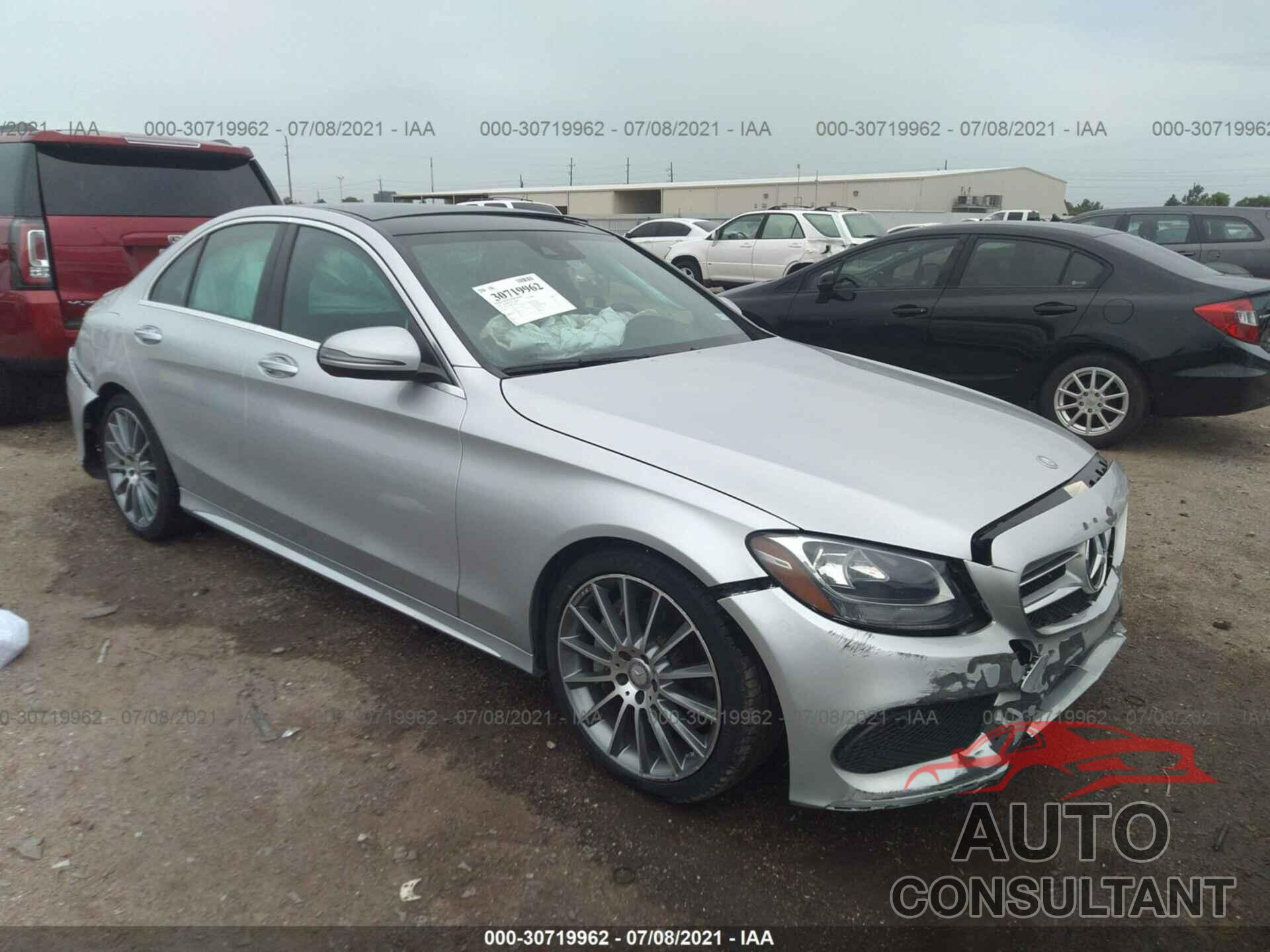 MERCEDES-BENZ C-CLASS 2017 - 55SWF4JB4HU207440