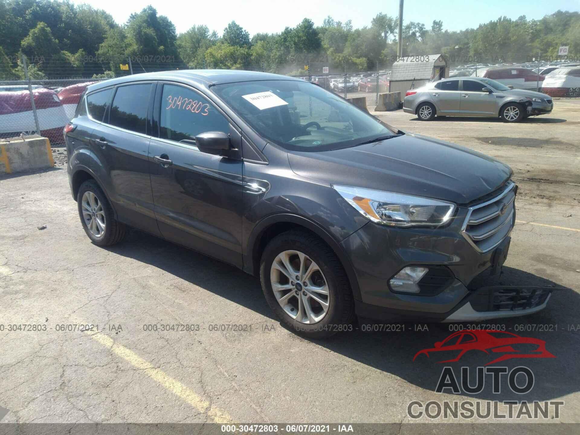 FORD ESCAPE 2017 - 1FMCU9GD2HUD71336