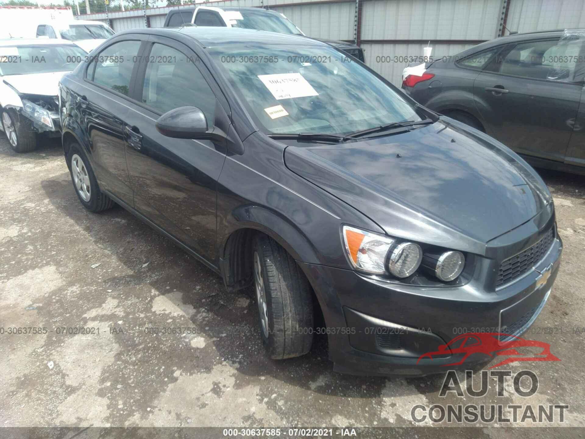 CHEVROLET SONIC 2016 - 1G1JA5SH7G4128457