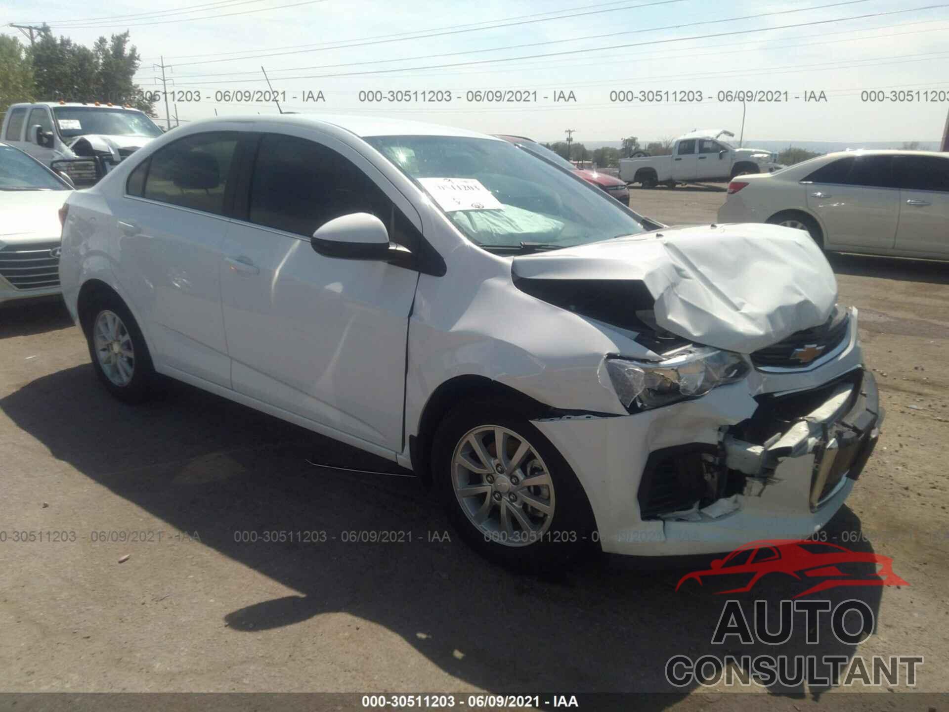 CHEVROLET SONIC 2017 - 1G1JD5SH4H4166026