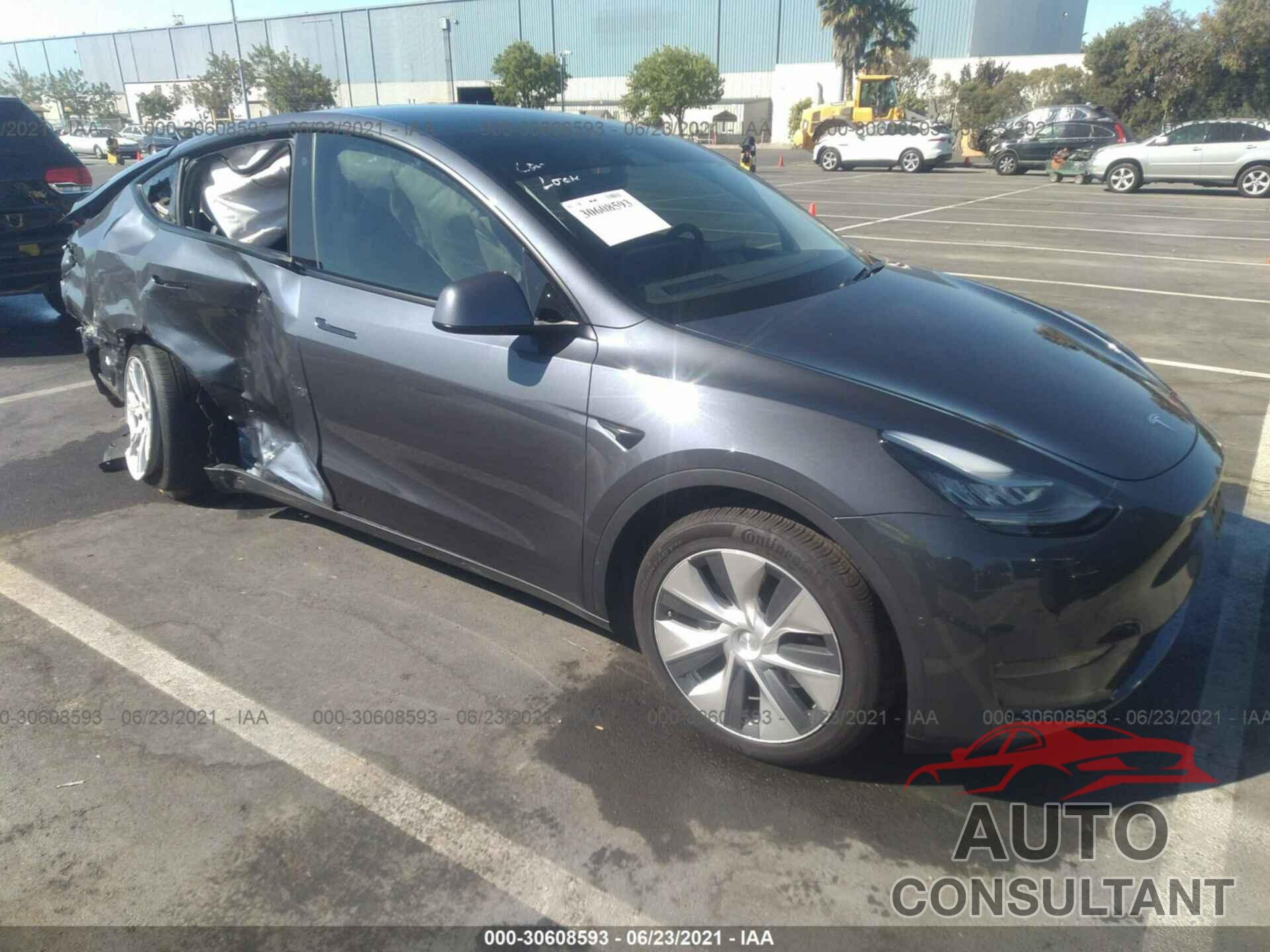 TESLA MODEL Y 2020 - 5YJYGDEE6LF054094