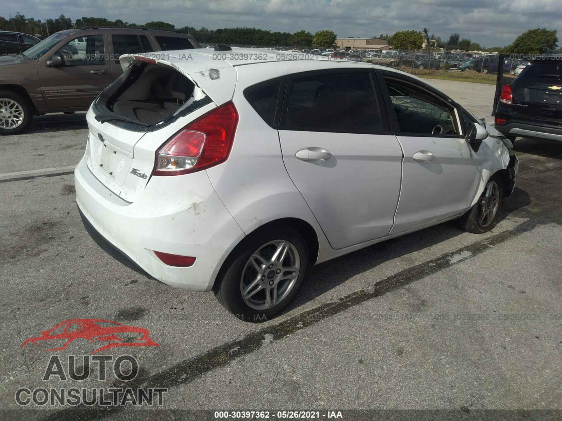FORD FIESTA 2017 - 3FADP4EJ5HM140839