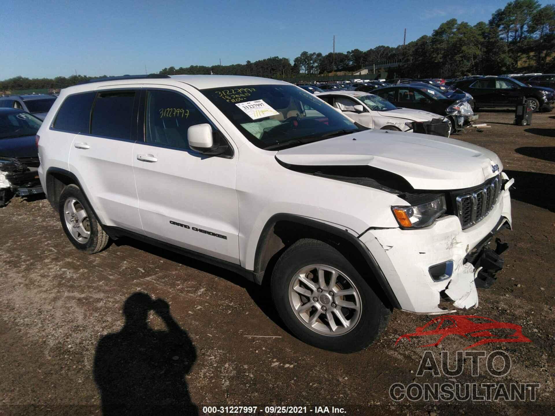 JEEP GRAND CHEROKEE 2018 - 1C4RJFAG1JC334167