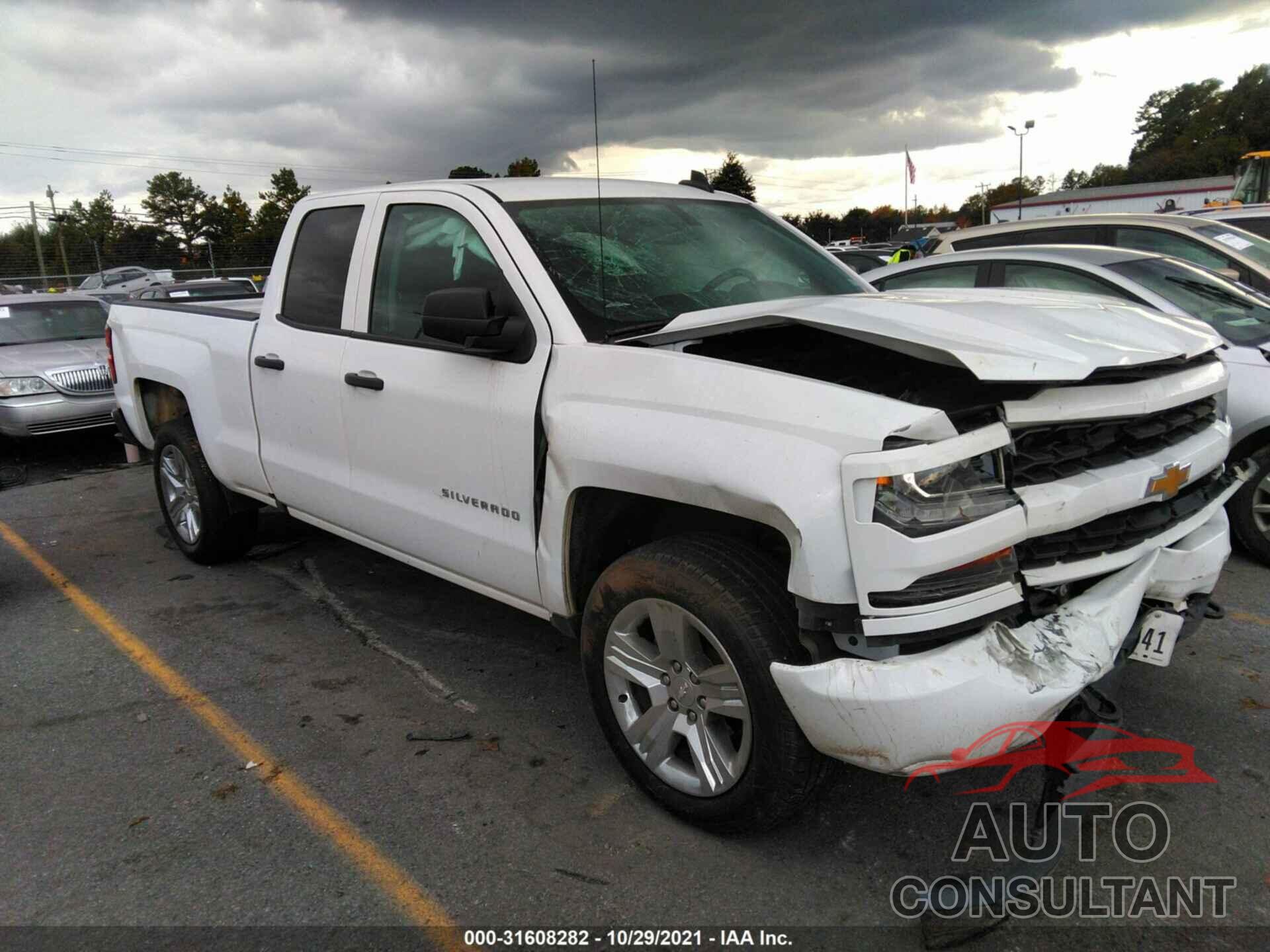 CHEVROLET SILVERADO 1500 2018 - 1GCRCPEC9JZ202861