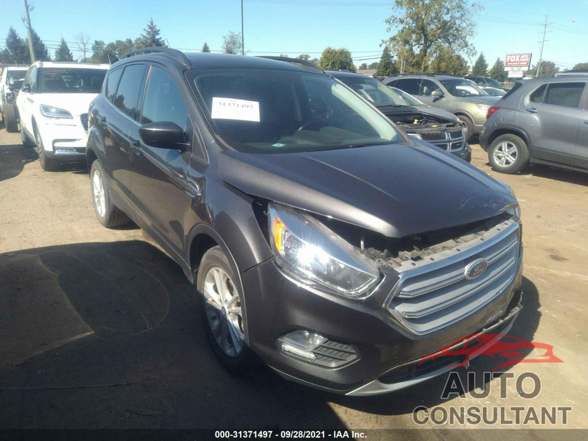 FORD ESCAPE 2018 - 1FMCU0GD6JUA21872