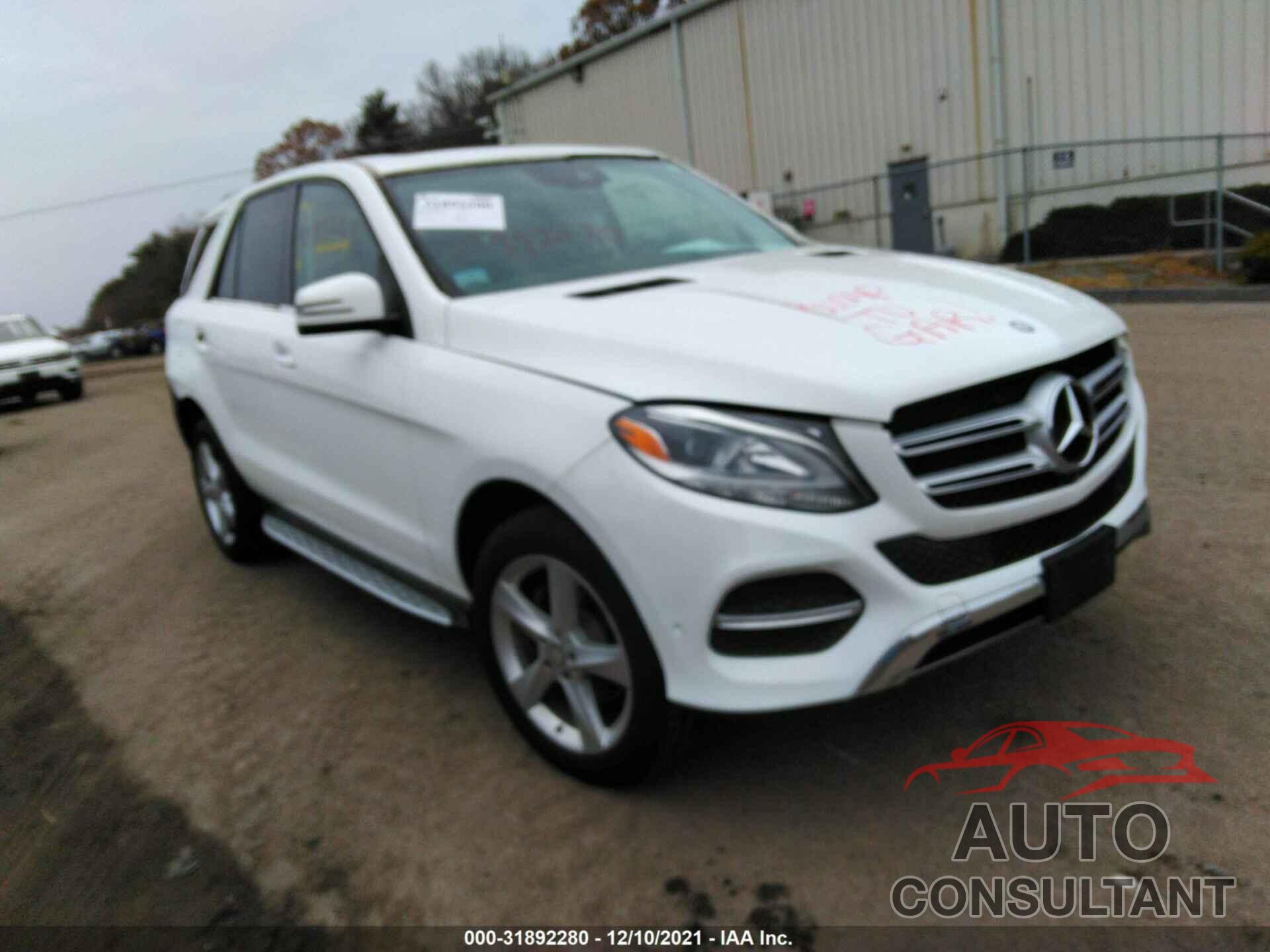 MERCEDES-BENZ GLE 2016 - 4JGDA5HB1GA780902