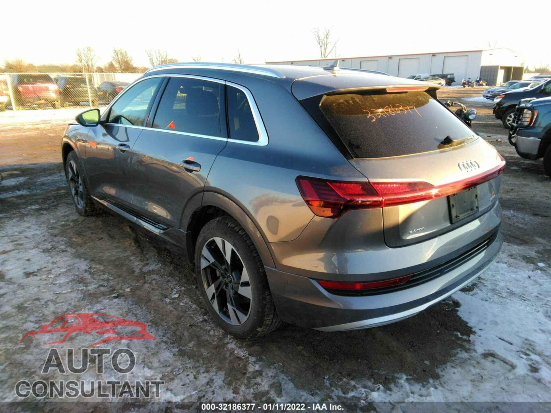 AUDI E-TRON 2021 - WA1LAAGE3MB009586
