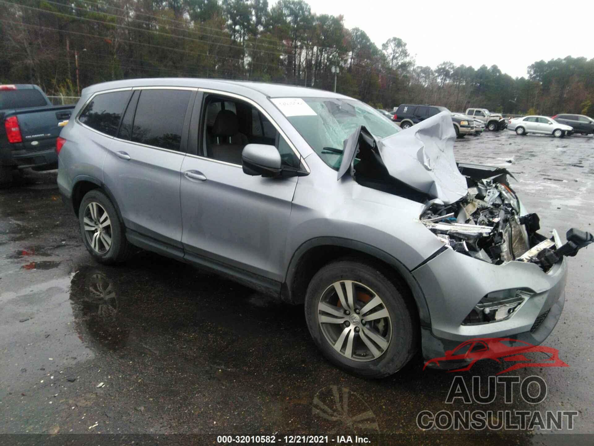 HONDA PILOT 2018 - 5FNYF5H33JB015401