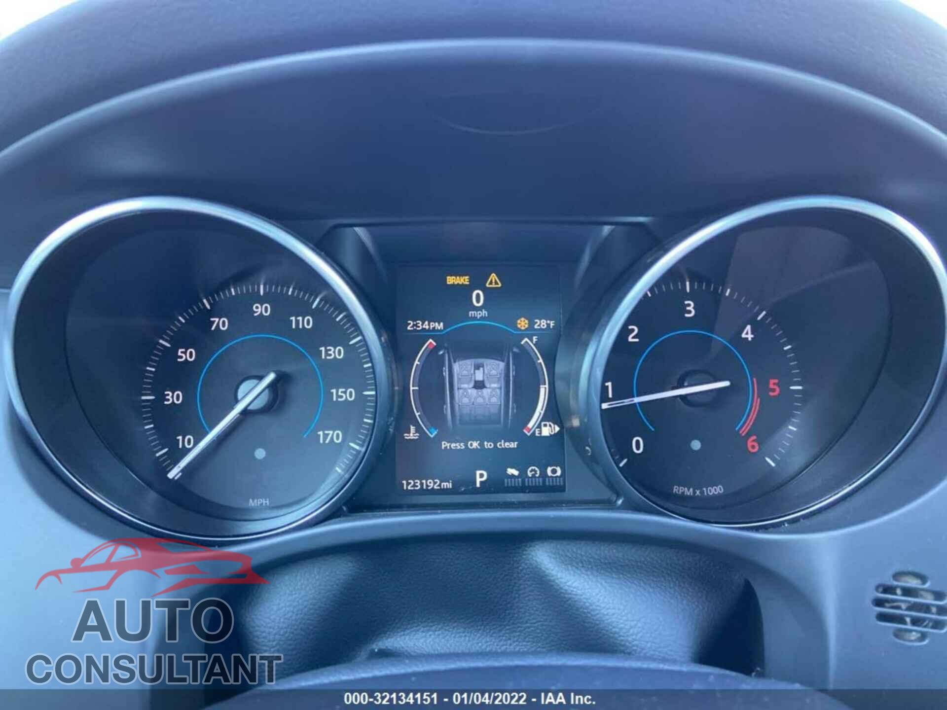 JAGUAR F-PACE 2017 - SADCJ2BN0HA089772