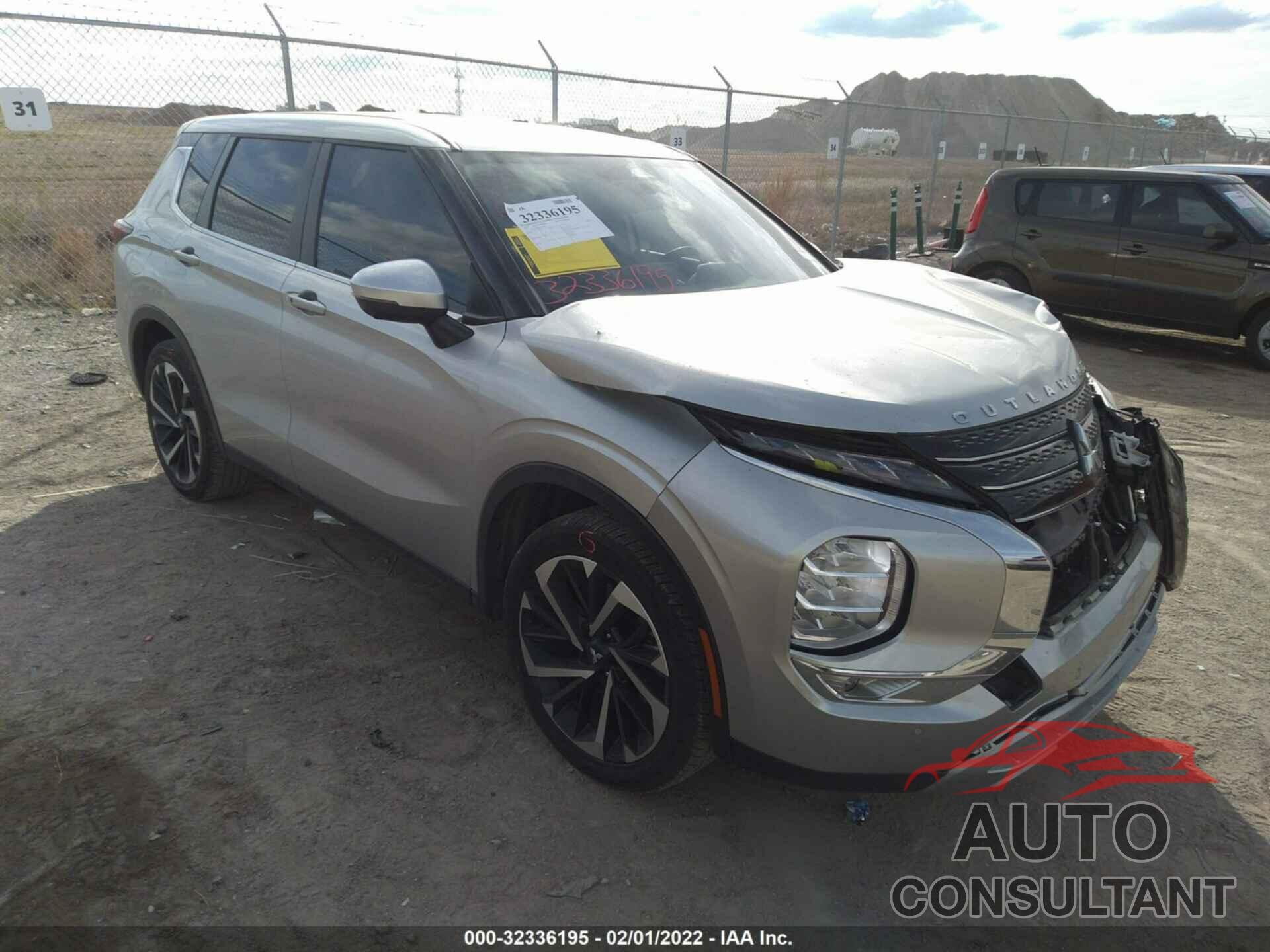 MITSUBISHI OUTLANDER 2022 - JA4J3UA84NZ016917