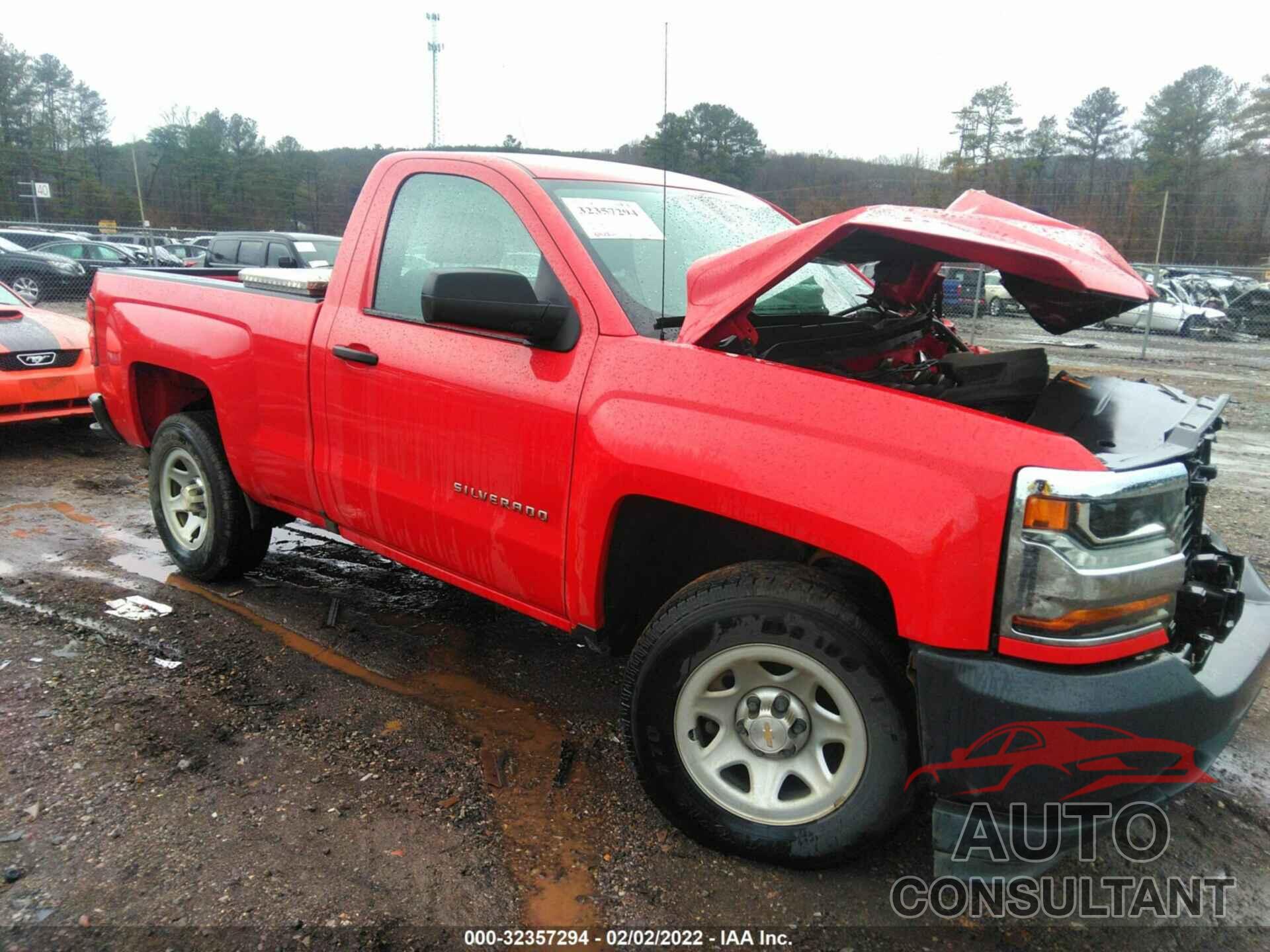 CHEVROLET SILVERADO 1500 2018 - 1GCNCNEC3JZ256532